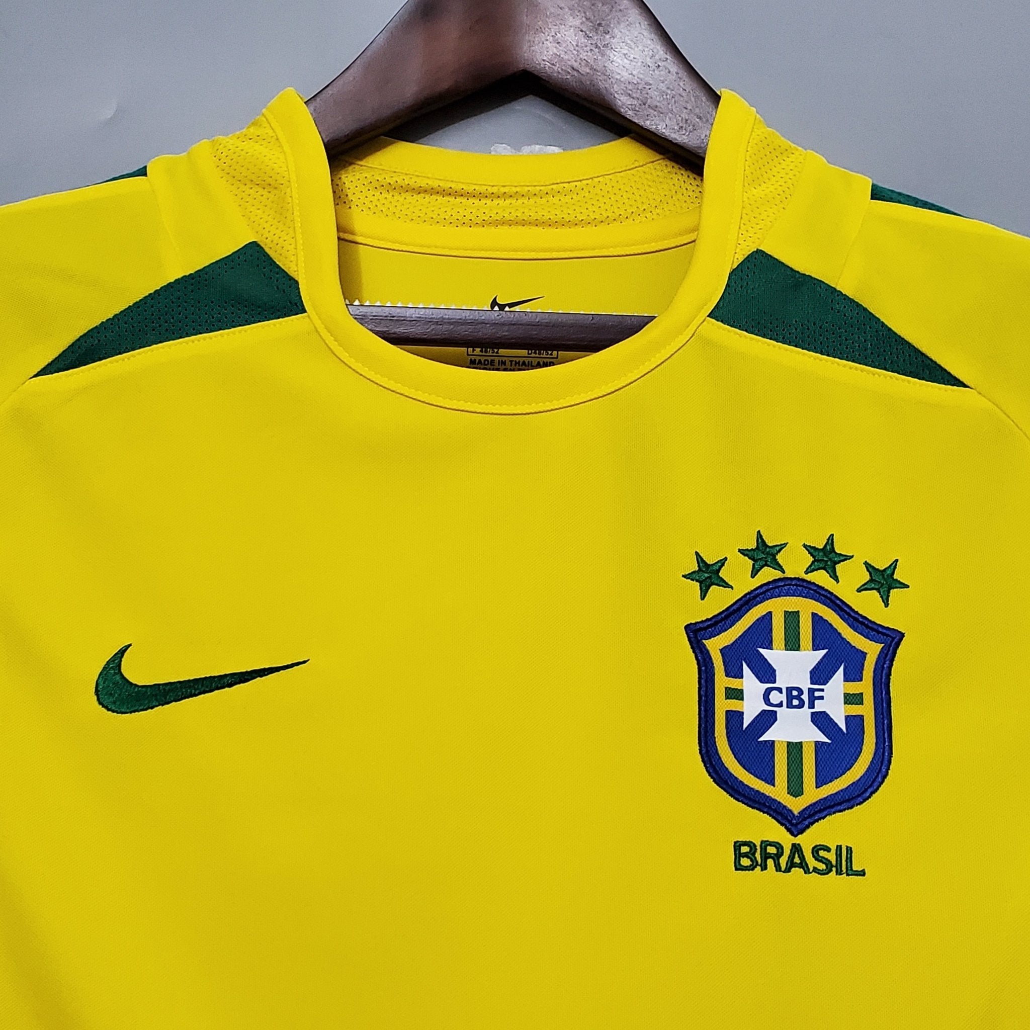 Brazilië thuis retro tenue uit 2002