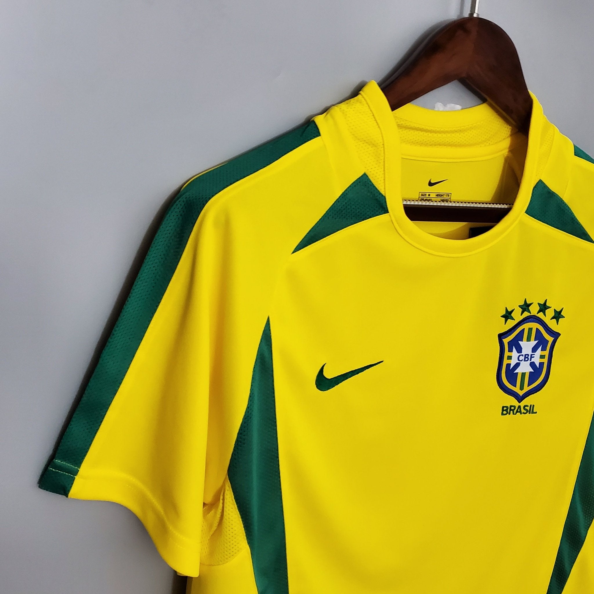 Brazilië thuis retro tenue uit 2002