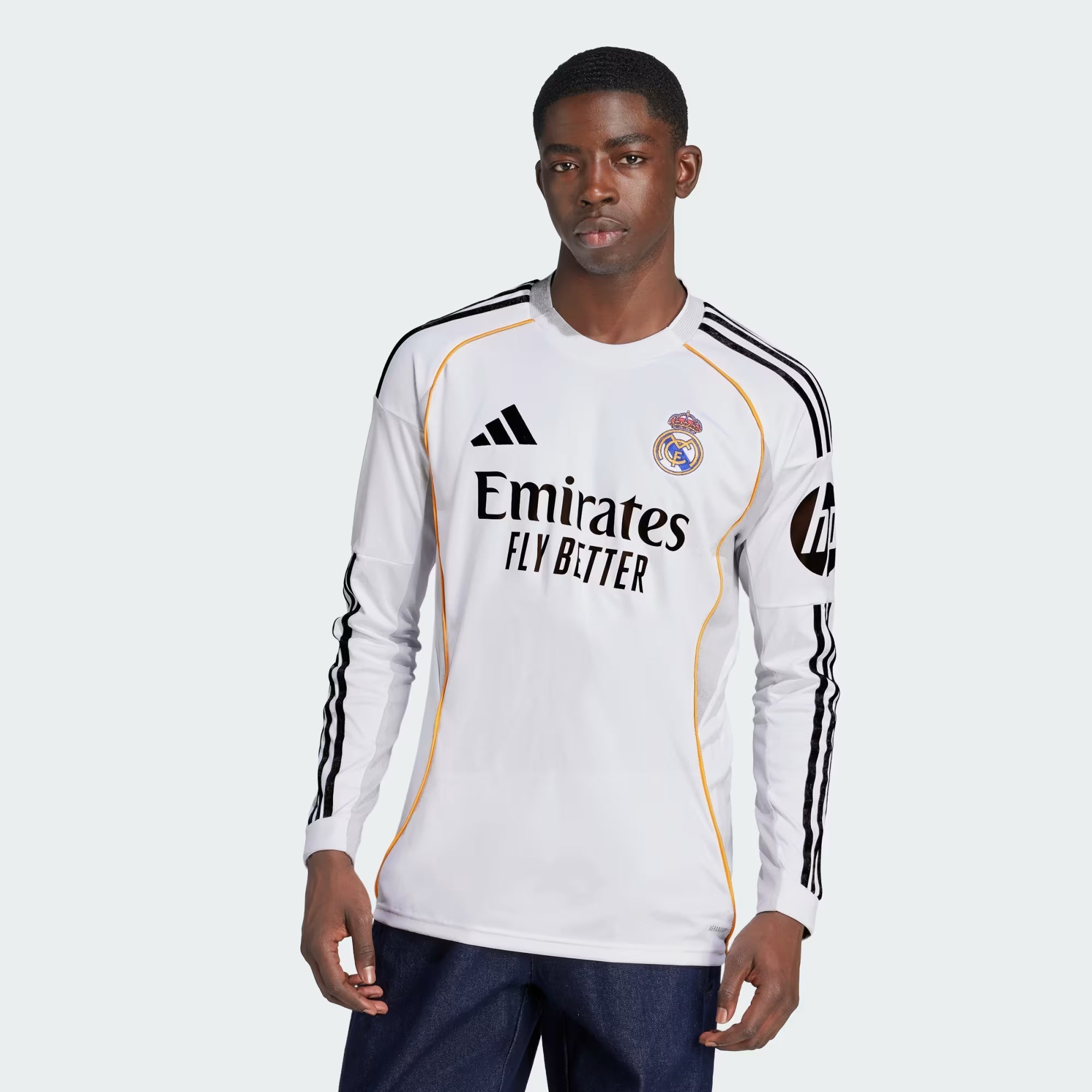 Real Madrid thuistenue met lange mouwen 2025/26