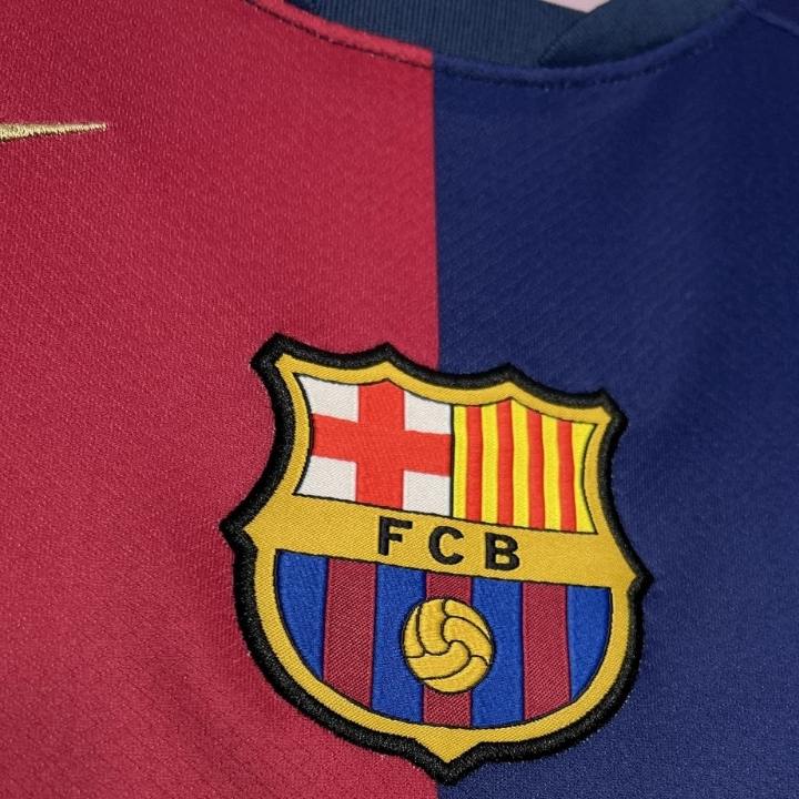 24/25 FC Barcelona thuistenue