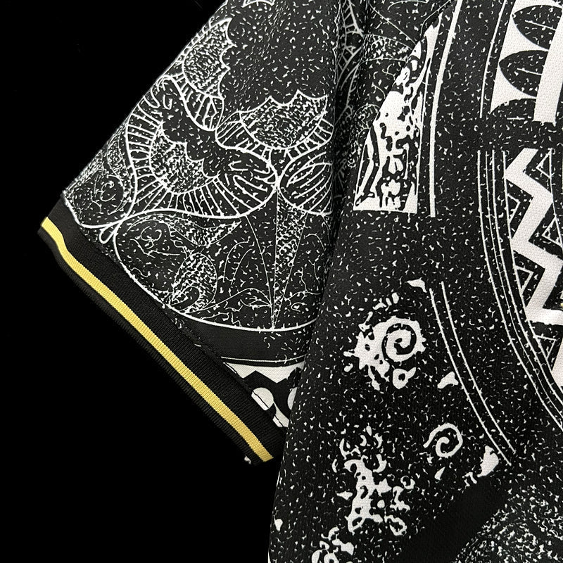 Italien 2023-2024 Sonderausgabe im schwarzen Design