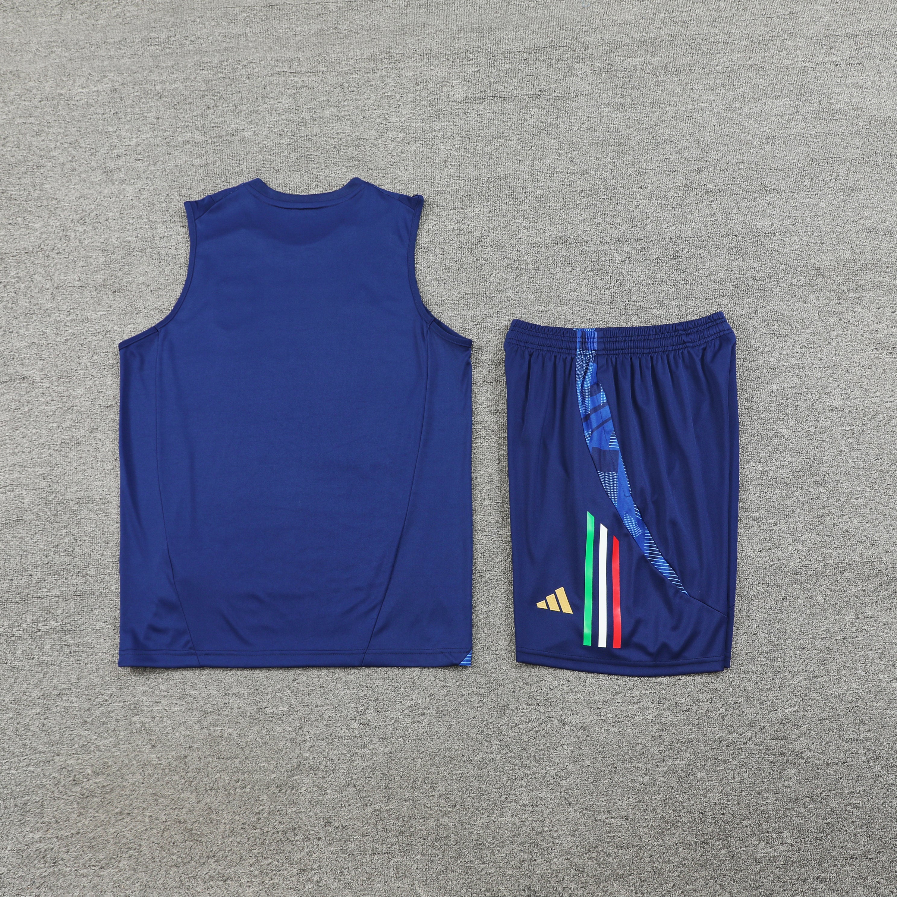 Italien Blaues Sommer-Trainingsset 2024/25