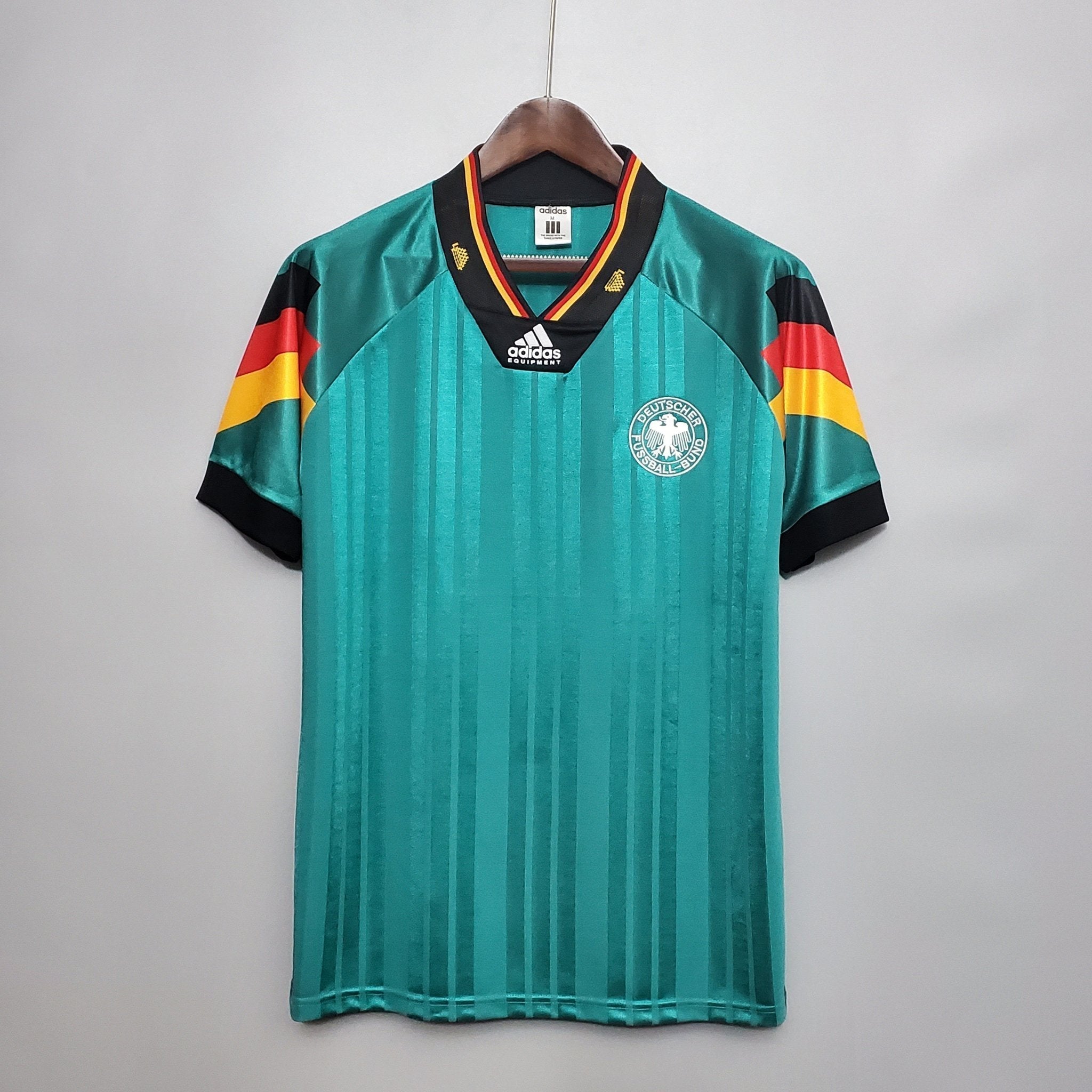 Duitsland uit retro-tenue 1992