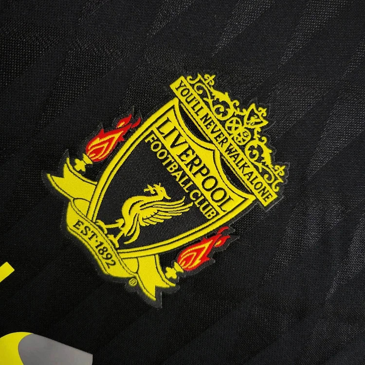 Liverpool Retro Uitshirt 2010-2011