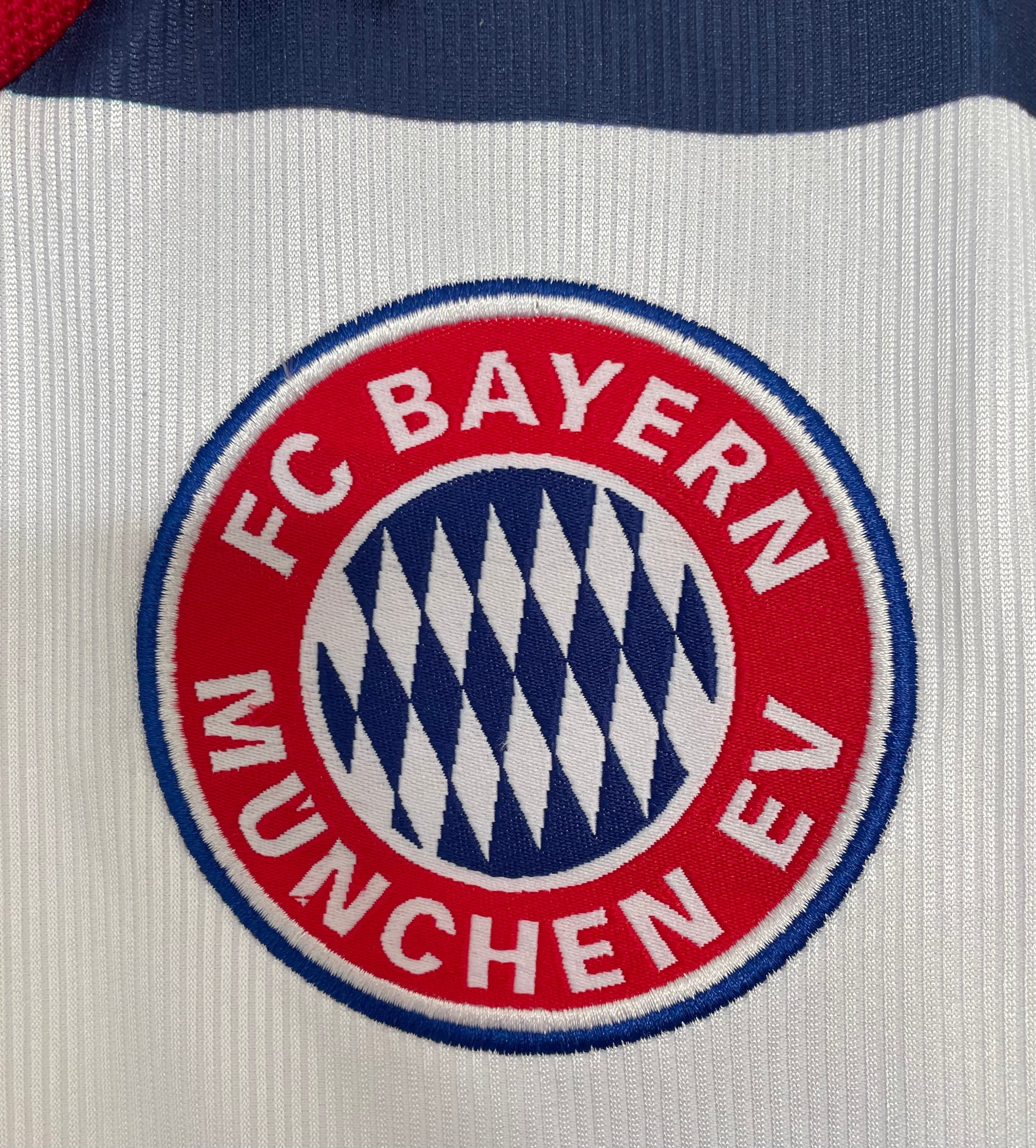 Bayern Munich retro Away kit - 1998-1999