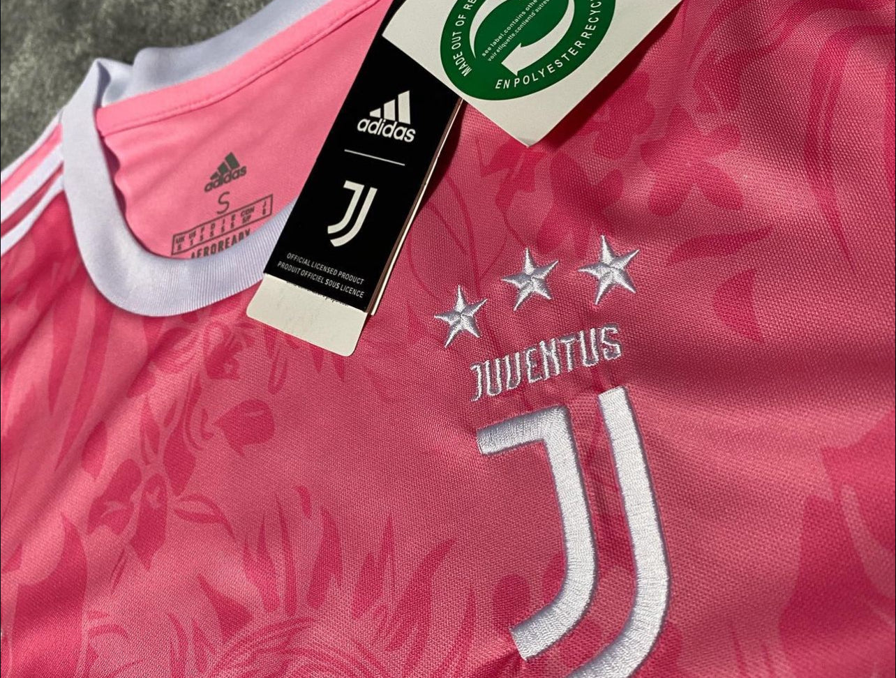 Juventus X Gucci, Rosa Special Edition roze