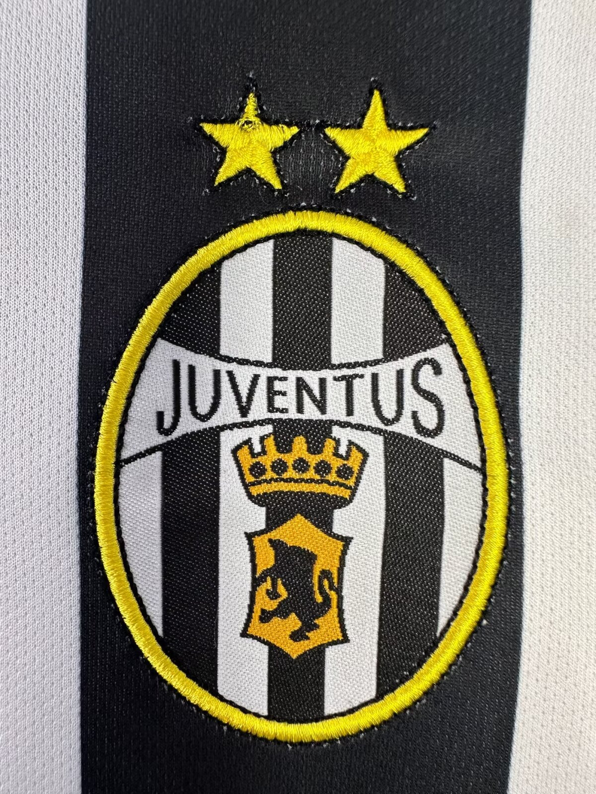 Juventus Langarm-Heimtrikot – 2002–03