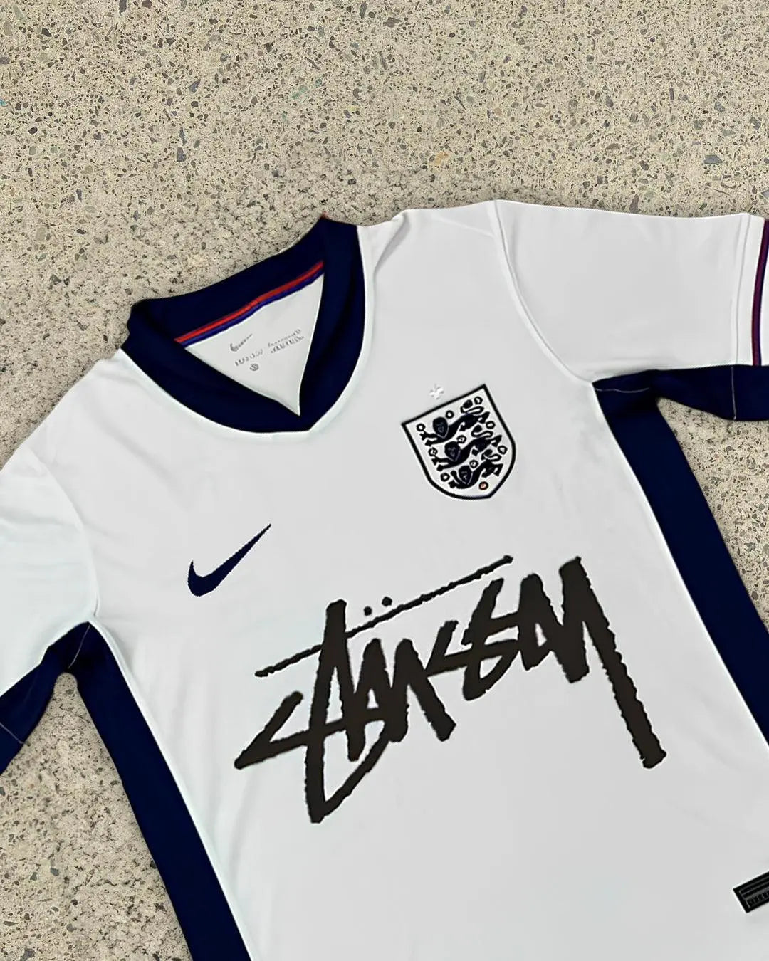 Stussy x England Trikot – Limitierte Auflage