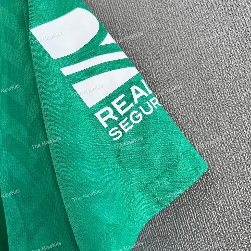 Real Betis 23/24 Auswärtstrikot – Fanversion