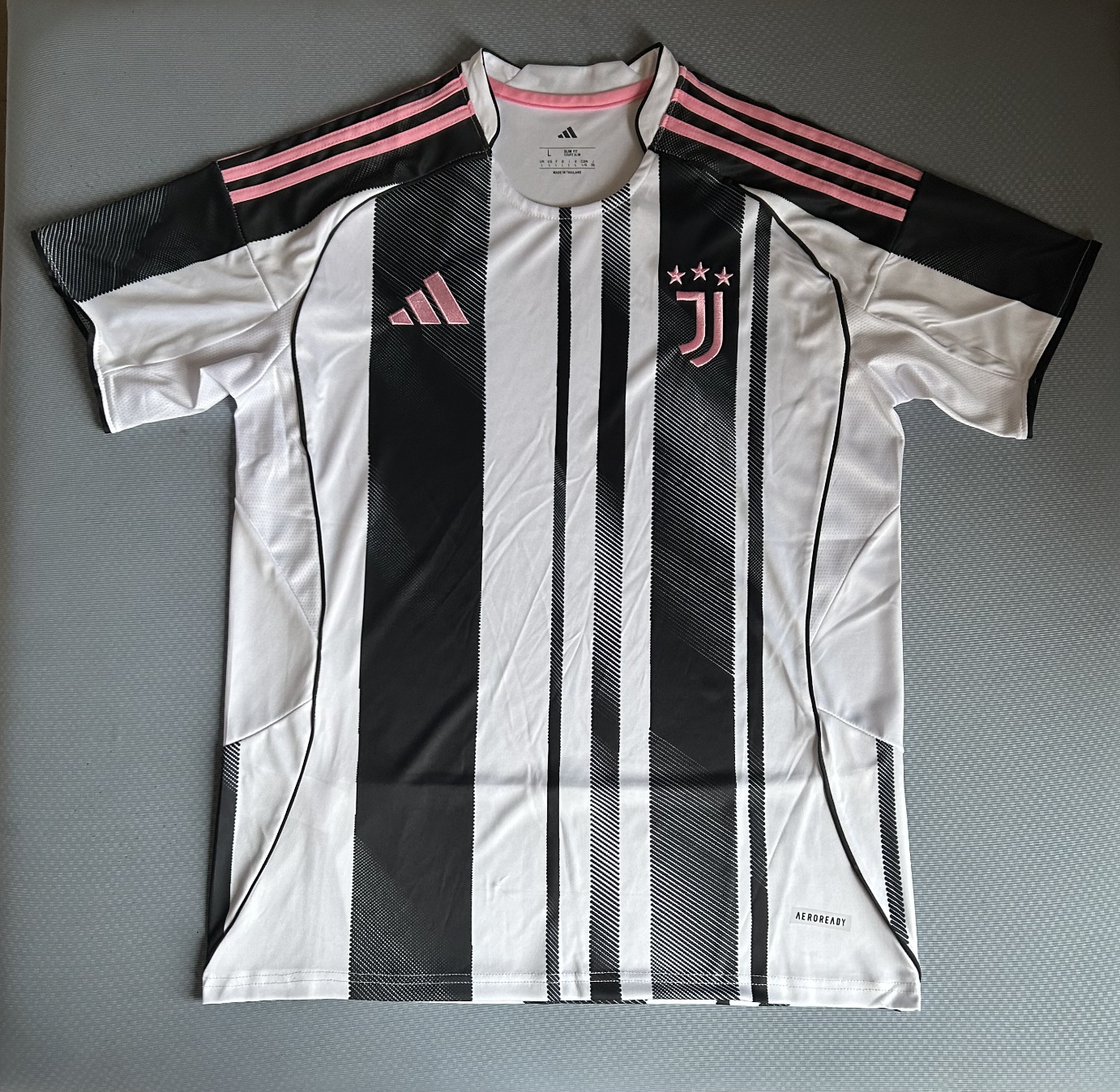 Juventus 25/26 Heimtrikot