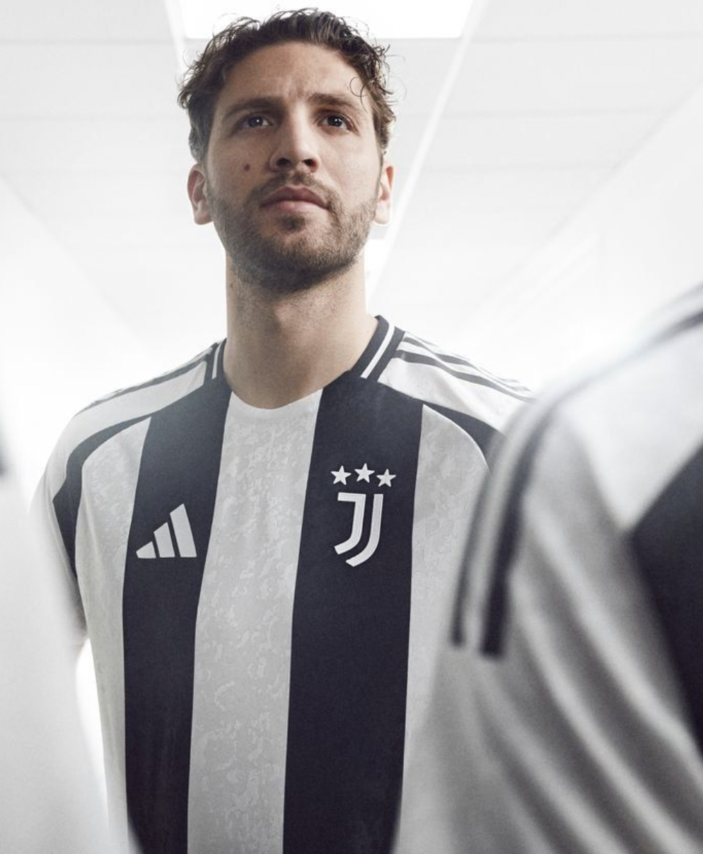 JUVENTUS 2024/25 THUISSHIRT