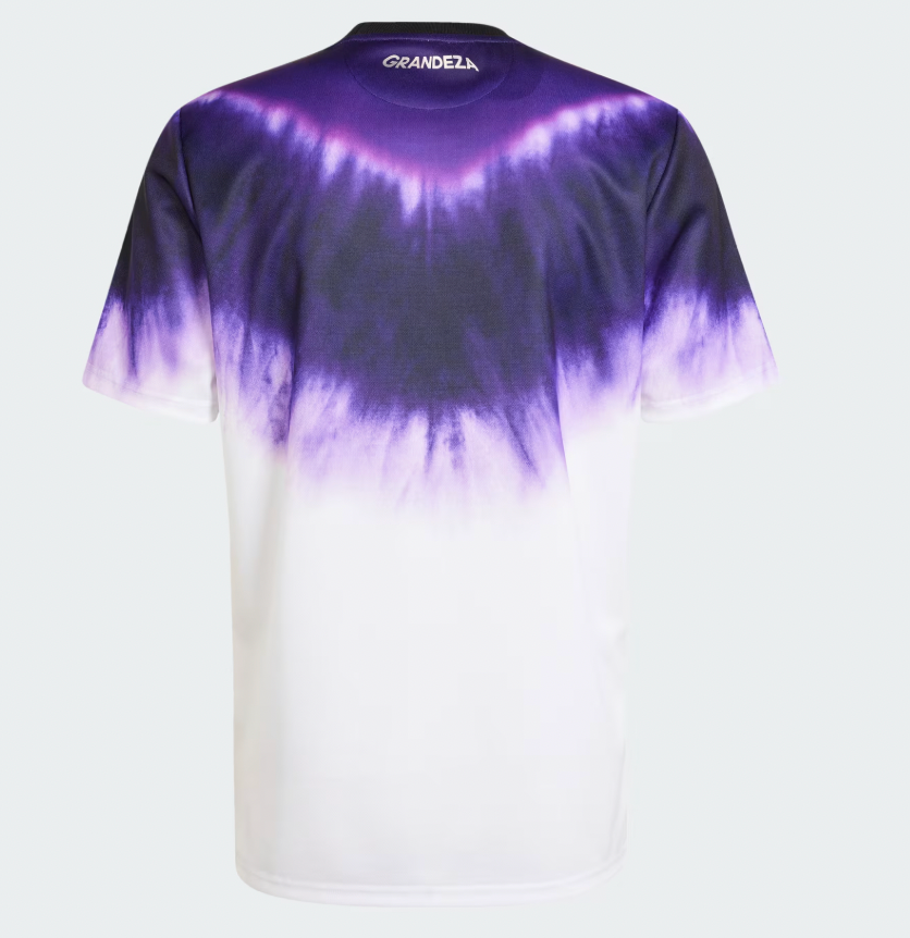 Real Madrid CNY Lila Trikot Sonderedition 24/25