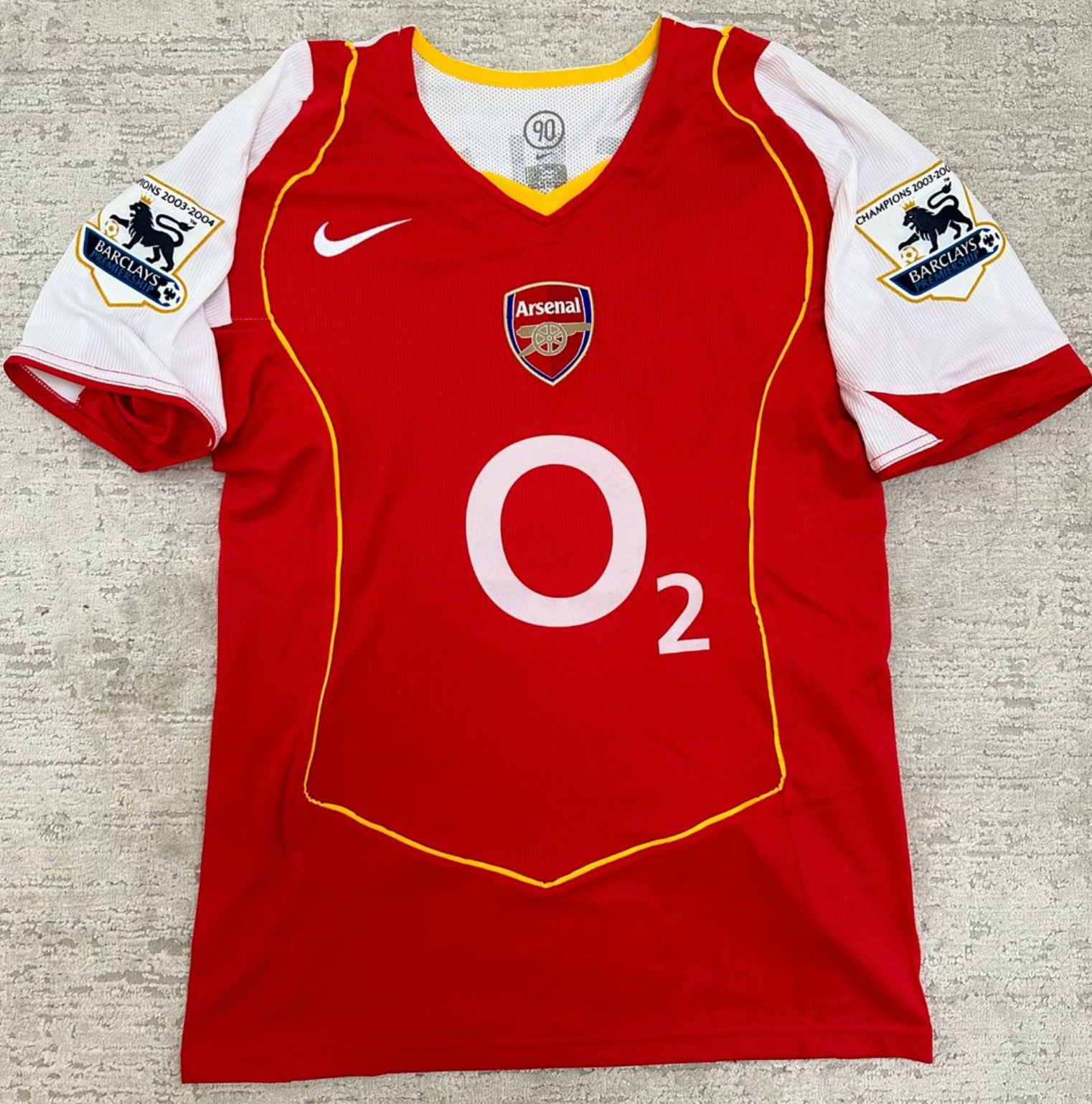 2004/2005 Arsenal Home Retro Kit
