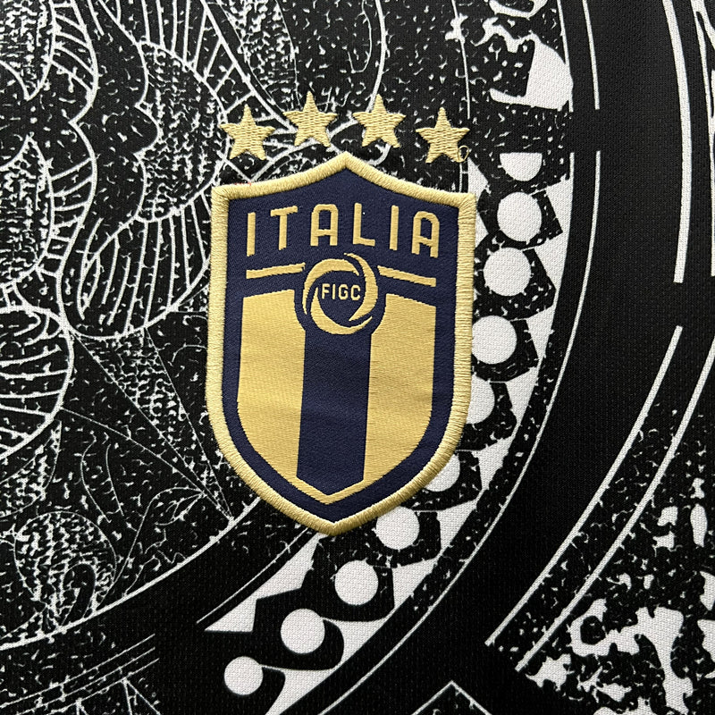 Italien 2023-2024 Sonderausgabe im schwarzen Design
