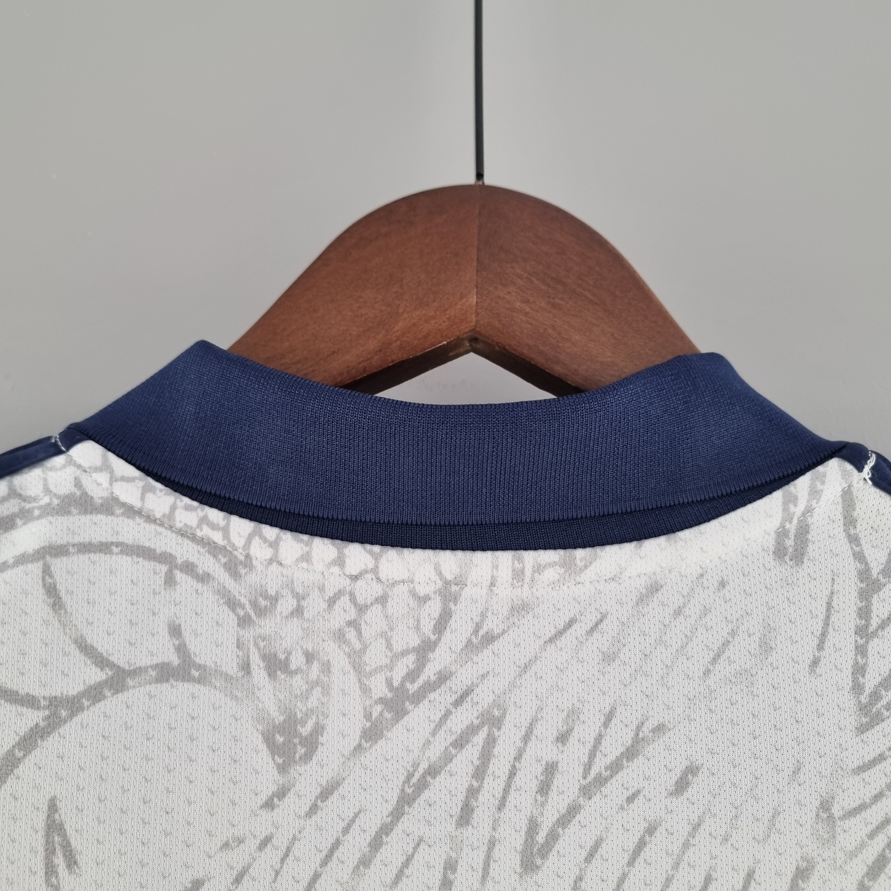 Real Madrid Weißer ChineseDragon Sonderedition