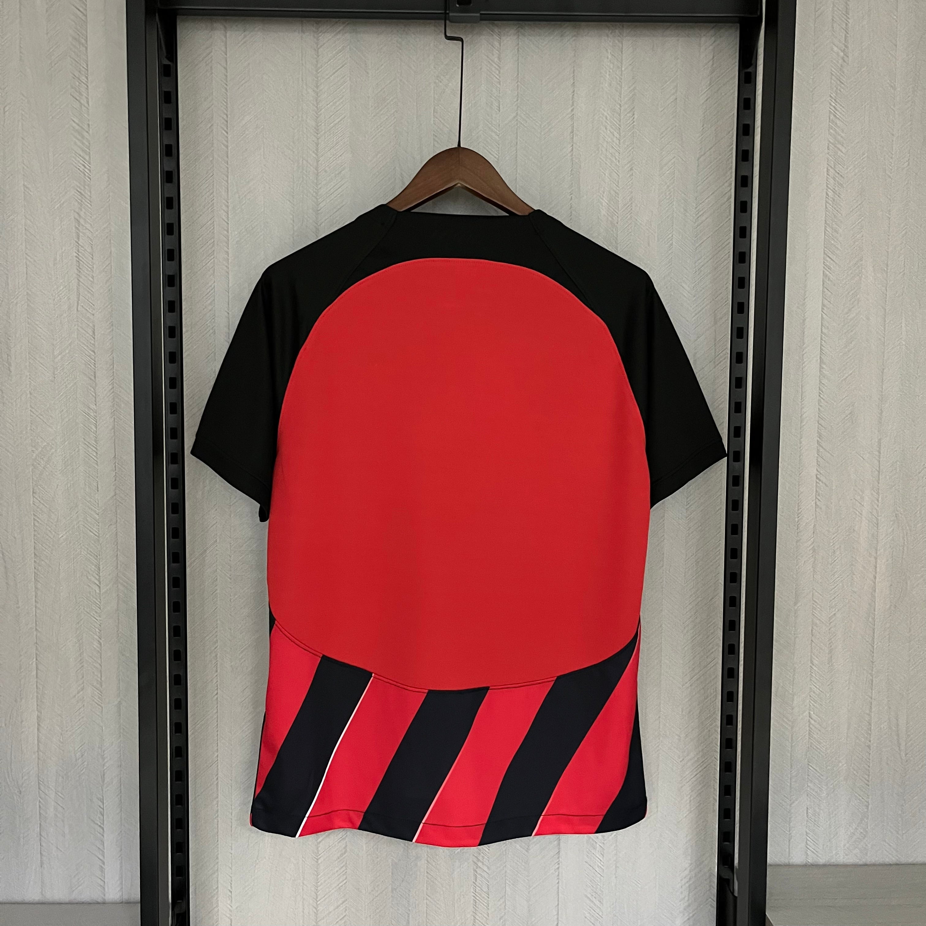 Frankfurt 23-24 Home