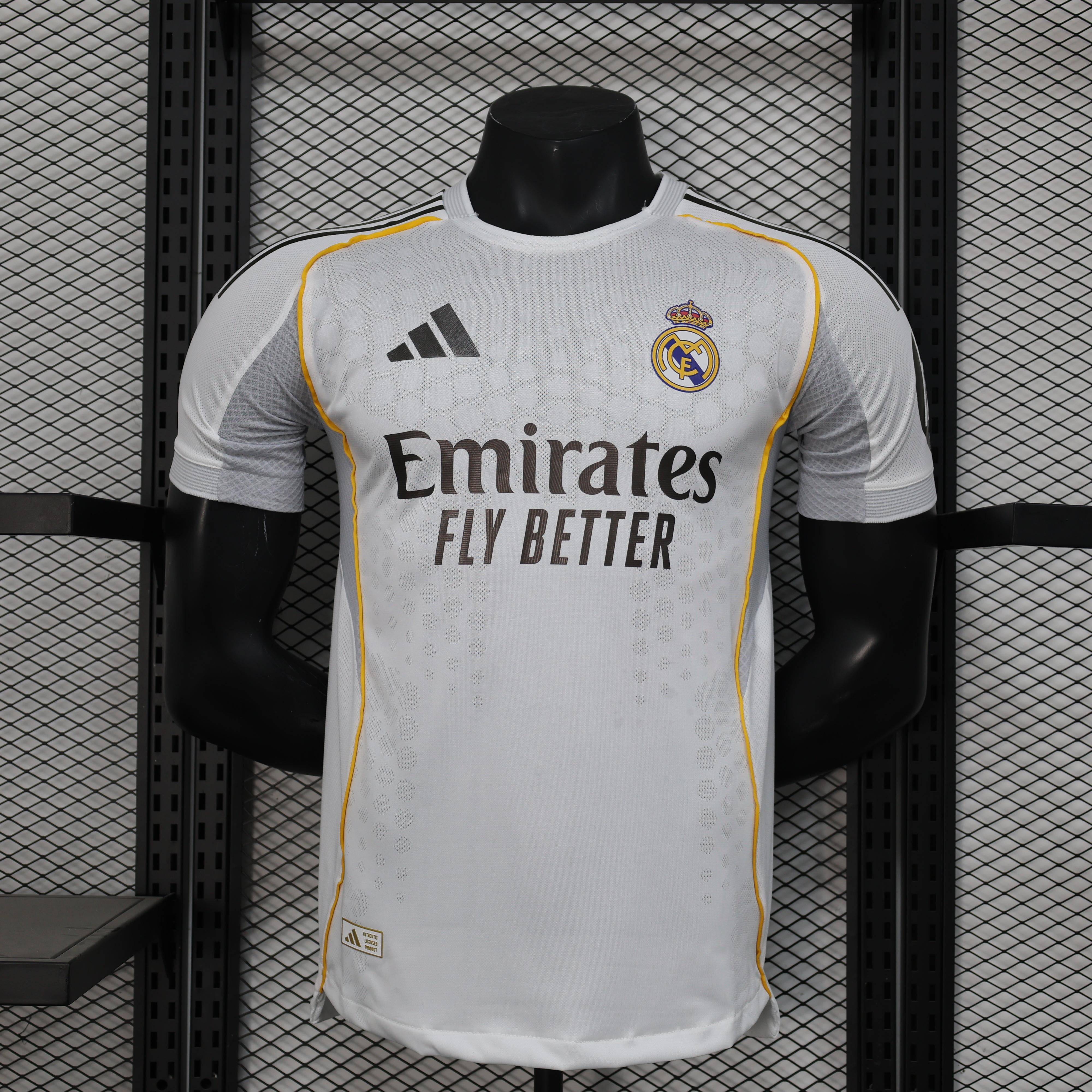 Real Madrid 2025-2026 thuistenue