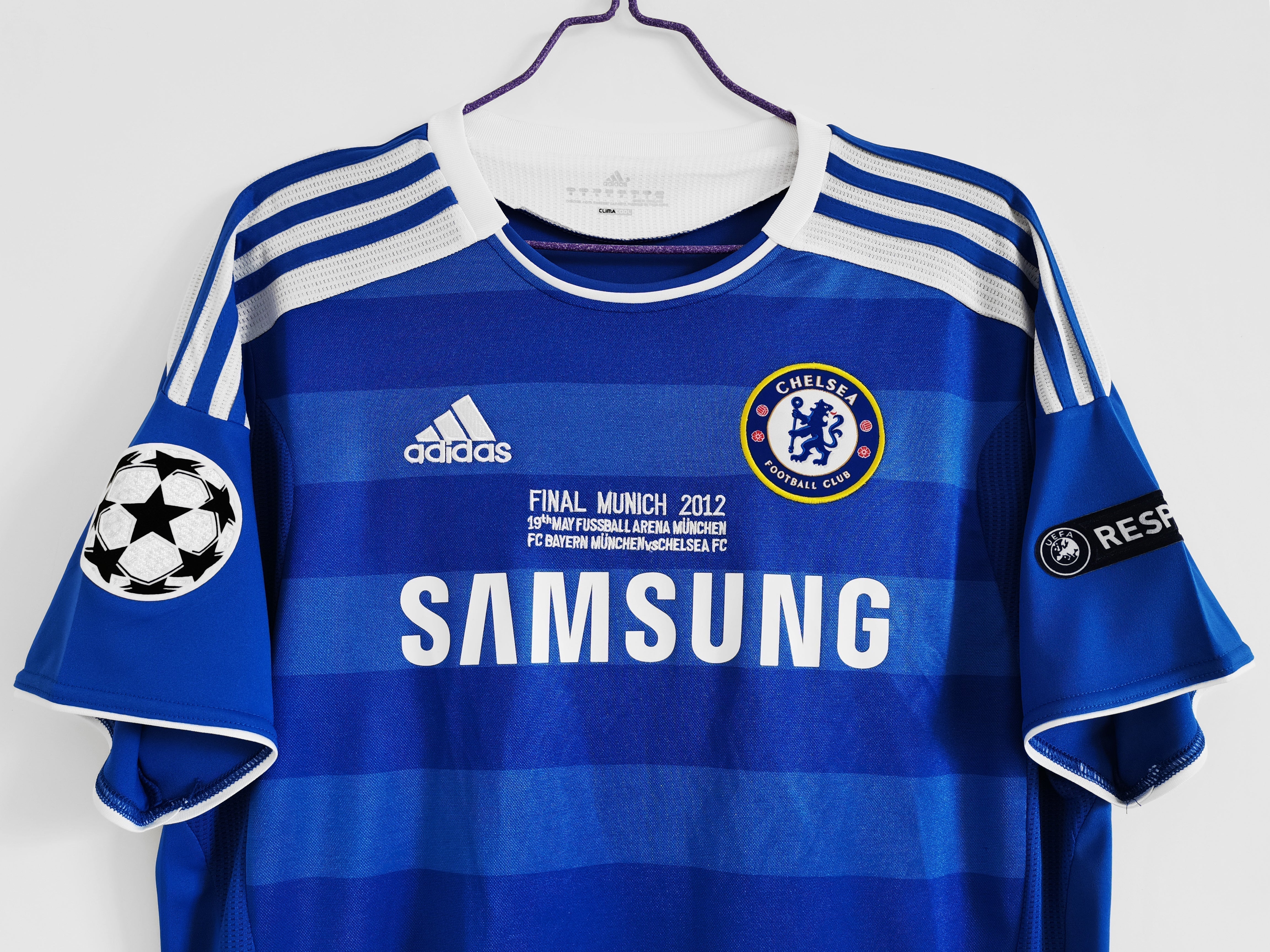 Chelsea 2011-2012 Retro jersey