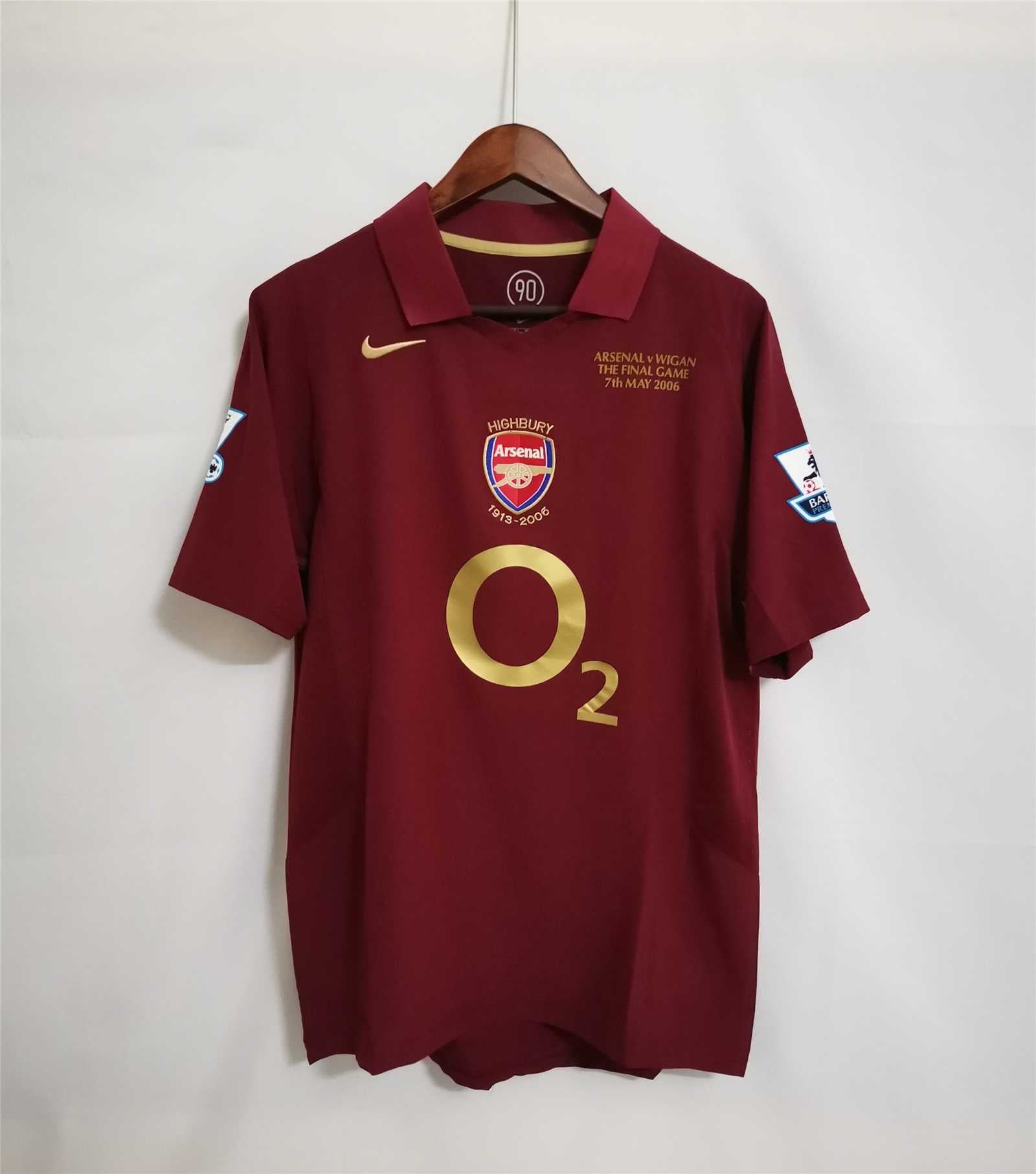 2005-2006 arsenal Home retro kit
