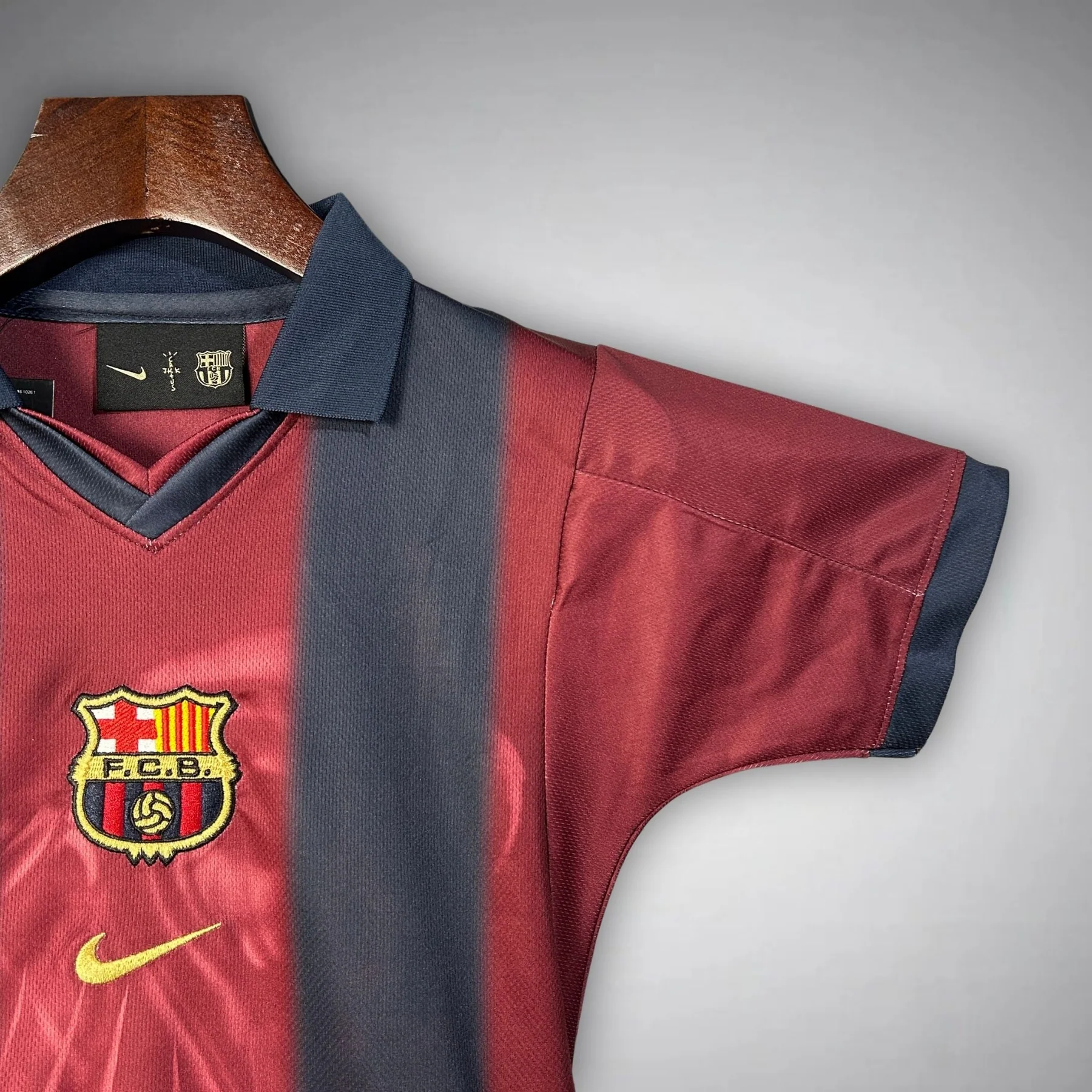 Kids Barca X Travis Scott Retro Kit 2025-26