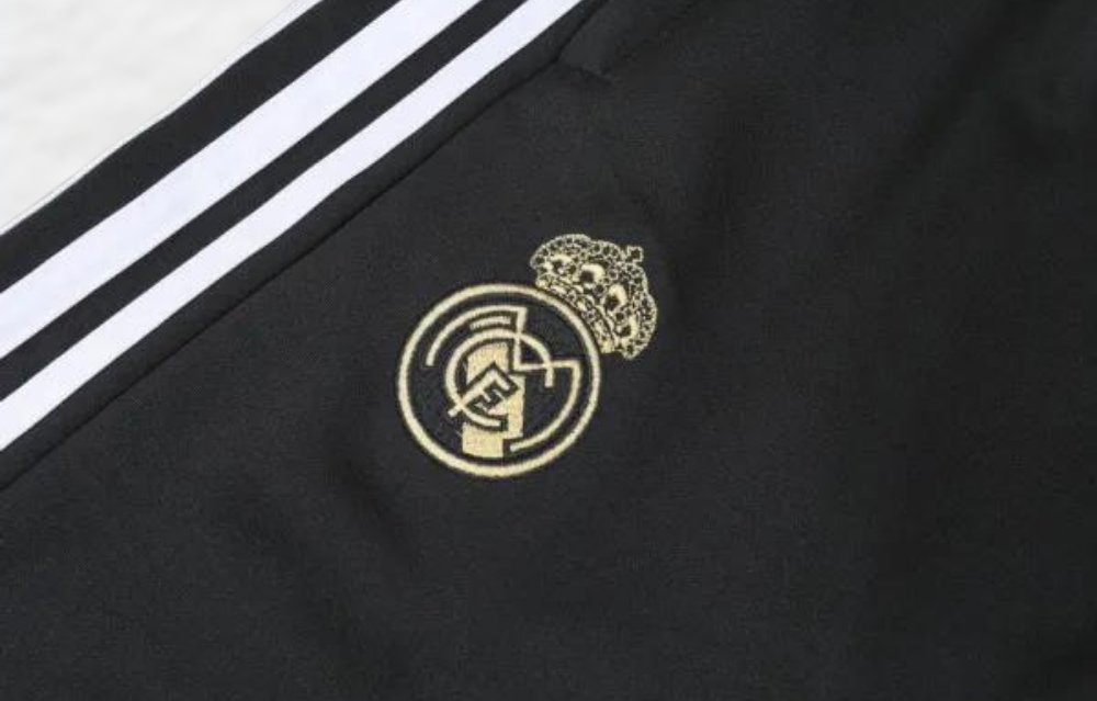 Real Madrid 2022/23 Black Dragon Trainingspak