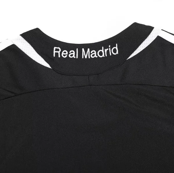 Retro Real Madrid 2006-07 Away Jersey