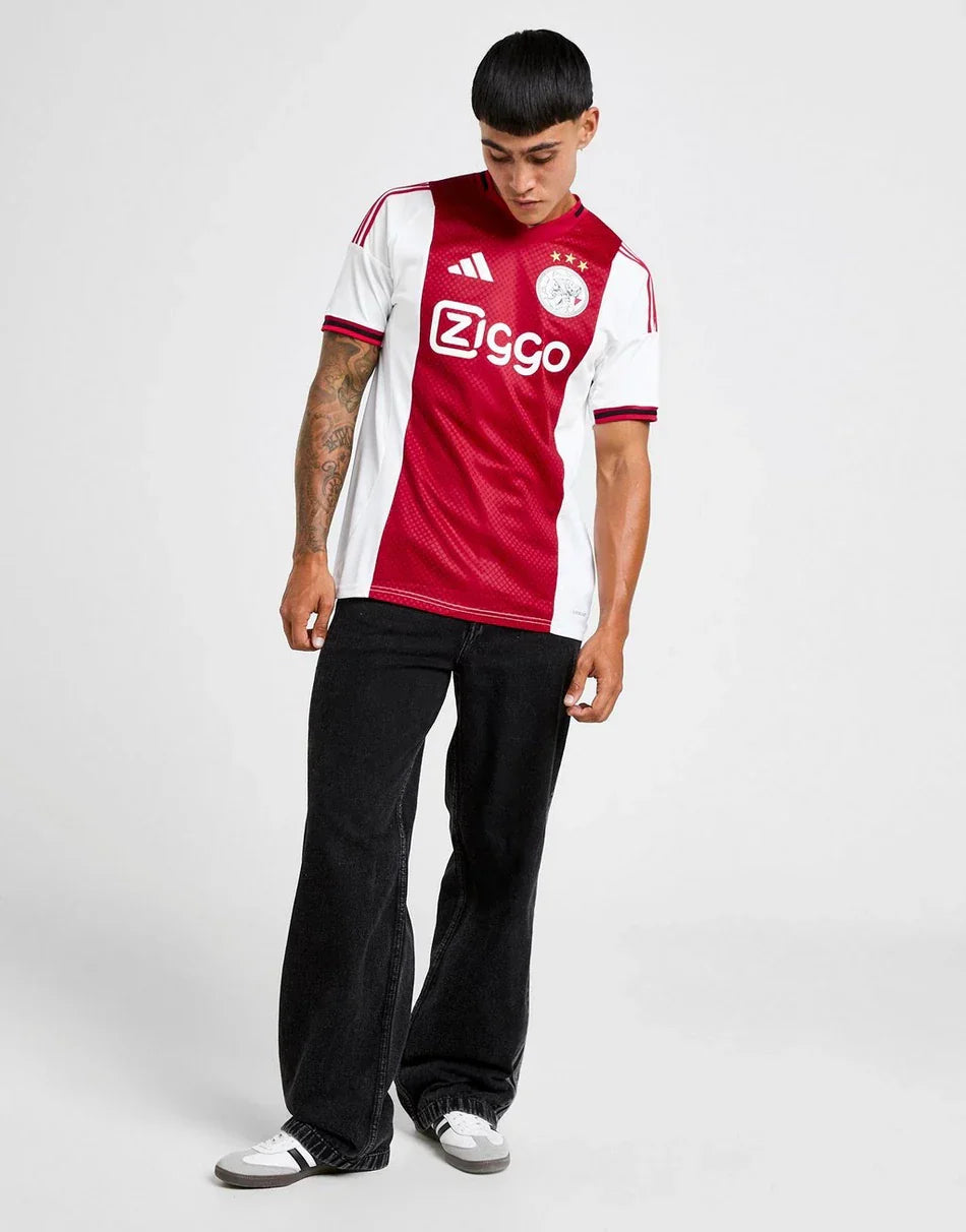 2025-26 Ajax Amsterdam Thuistenue