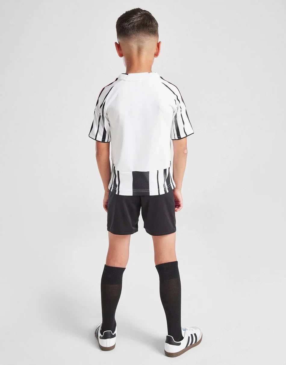 Juventus Thuisvoetbaltenue voor kinderen 2025-26