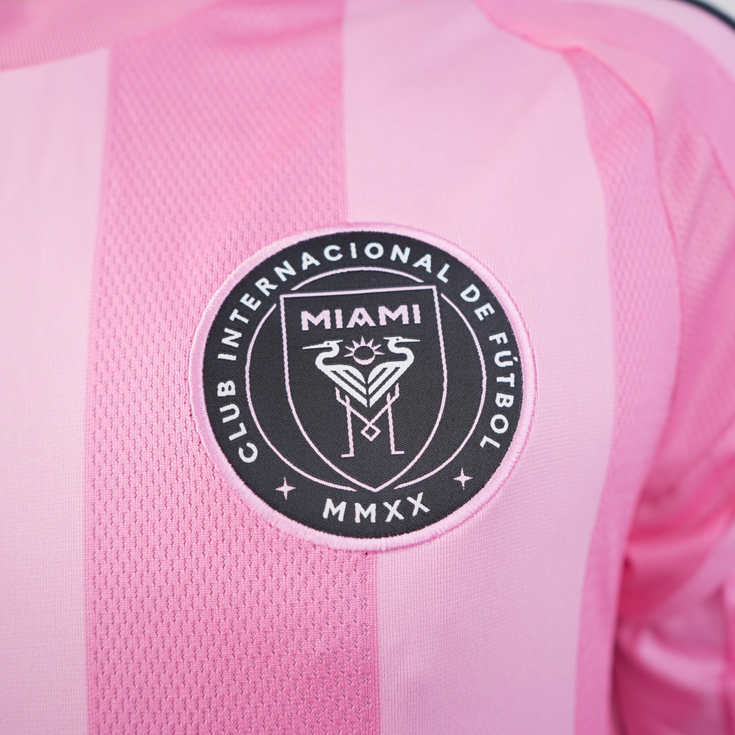 2025/26 Inter Miami thuistenue met lange mouwen