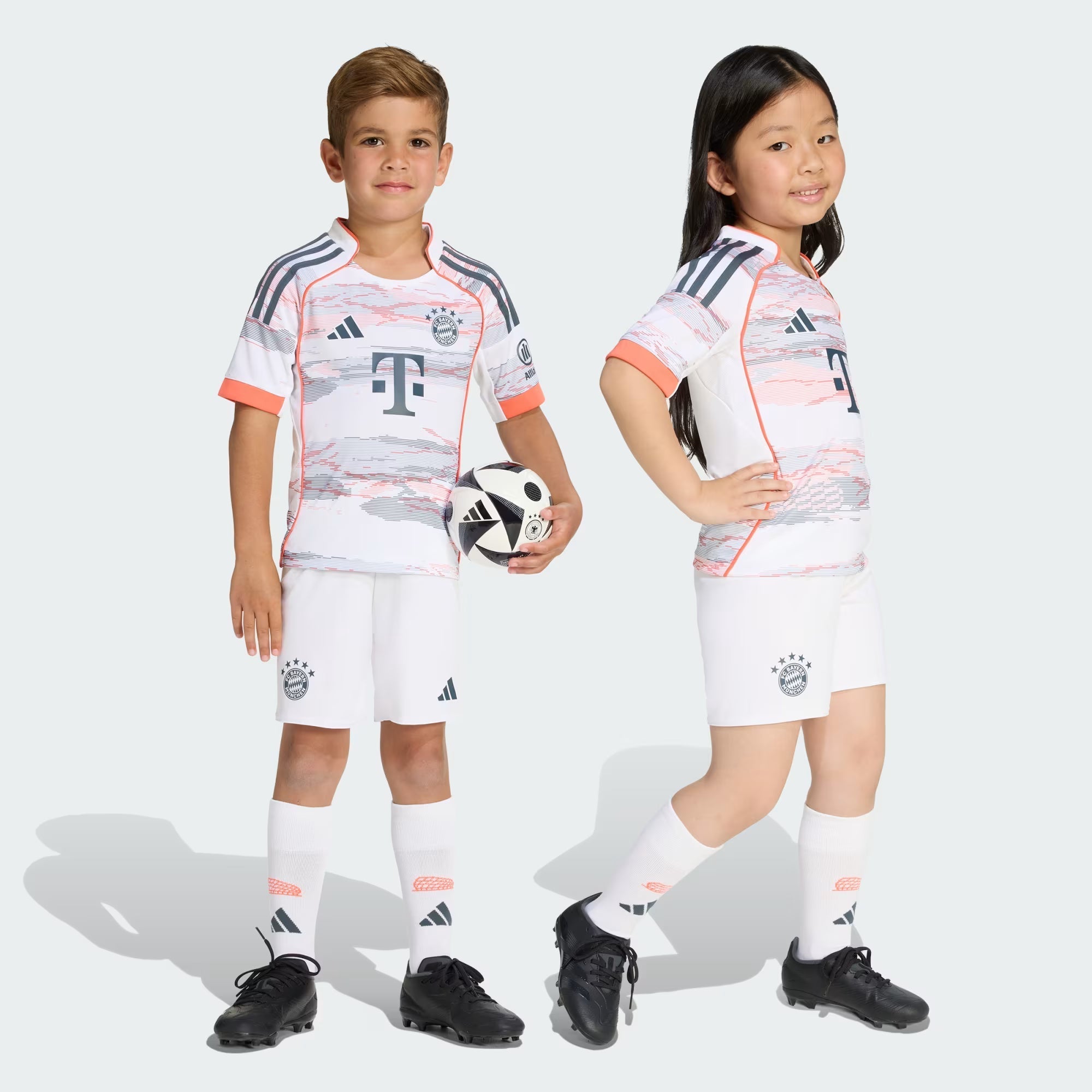 Bayern München uittenue voor kinderen 2025/26