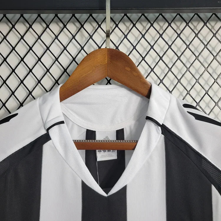 2004-2006 Newcastle United Retro Thuisshirt