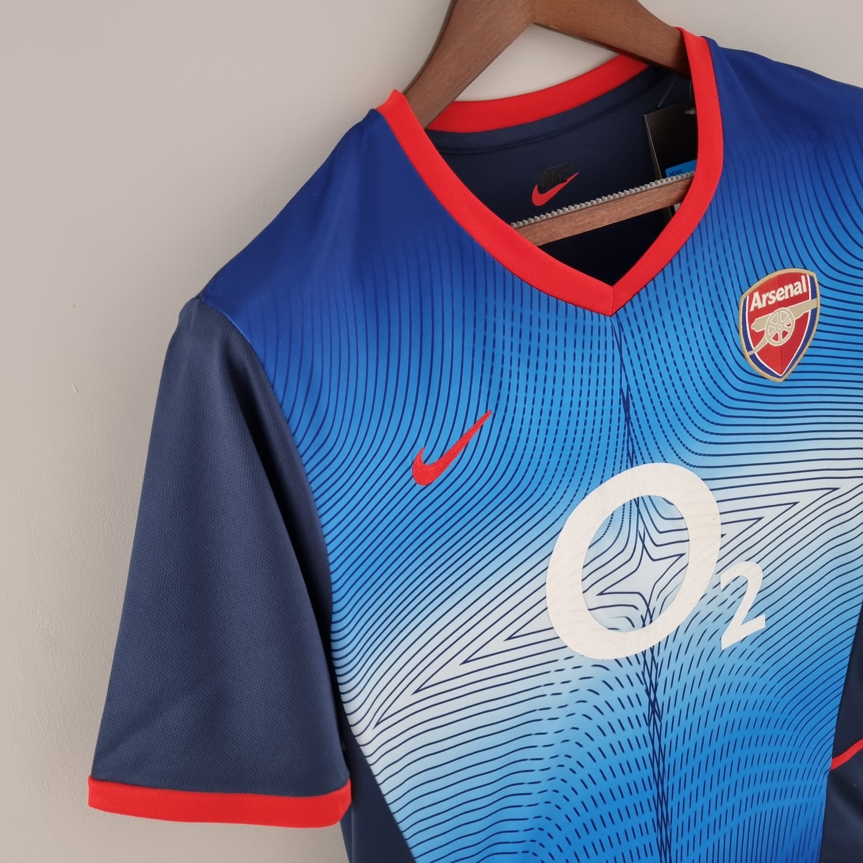 2002/04 Arsenal away kit