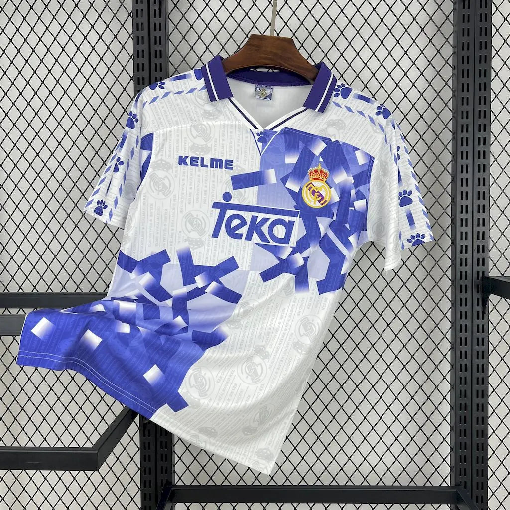 Real Madrid Retro-Trikot 1996 / 1997