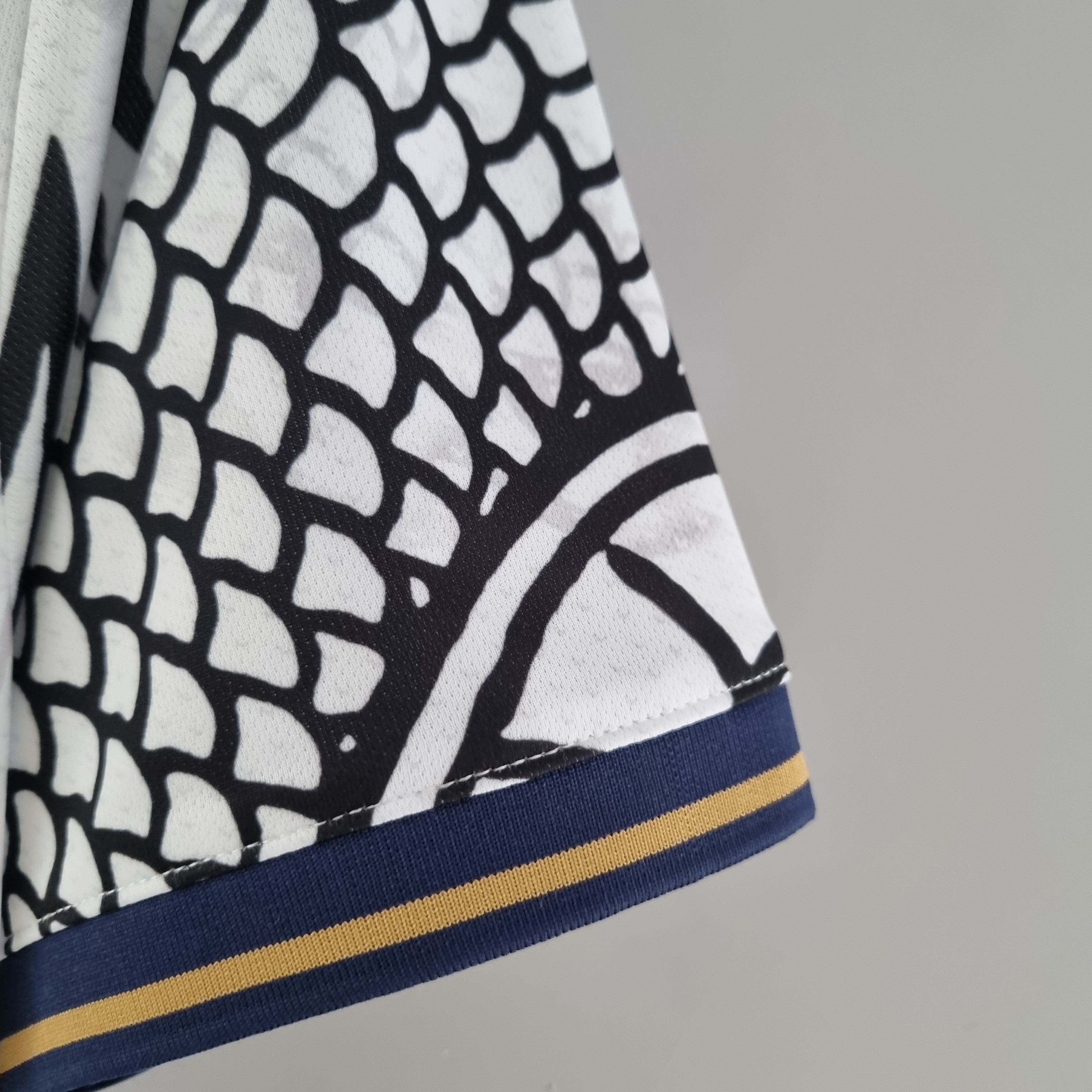 Real Madrid Weißer ChineseDragon Sonderedition