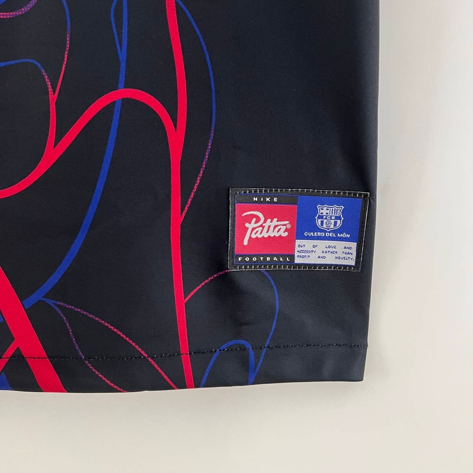 Barcelona Barca X Patta  ( heart and veins )Special edition