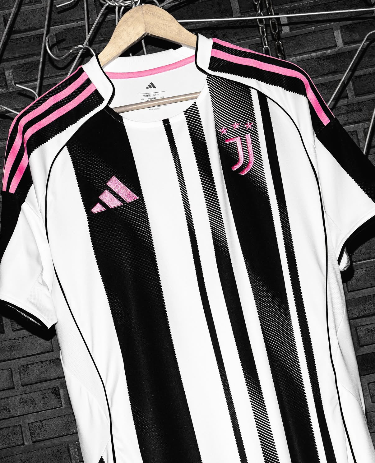 Juventus 25/26 Heimtrikot