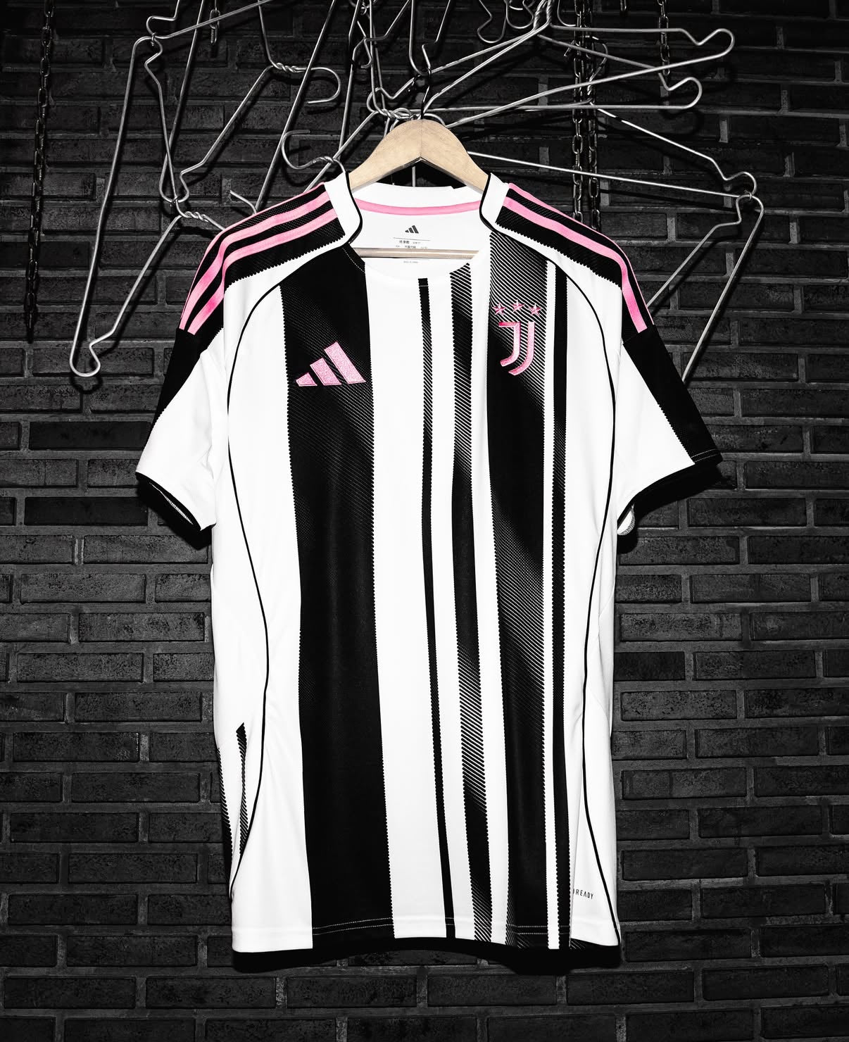 Juventus 25/26 Heimtrikot
