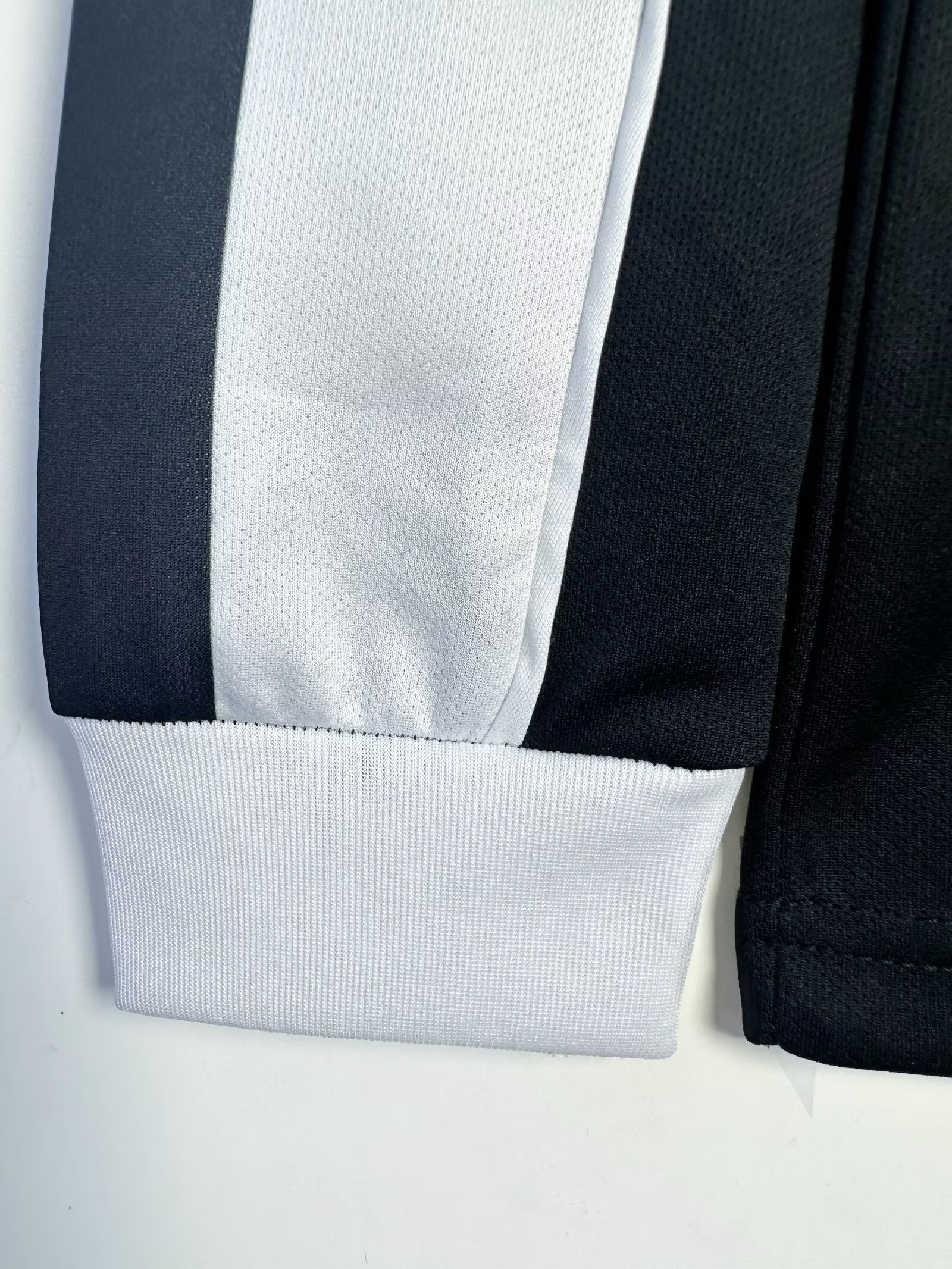 Juventus Langarm-Heimtrikot – 2002–03