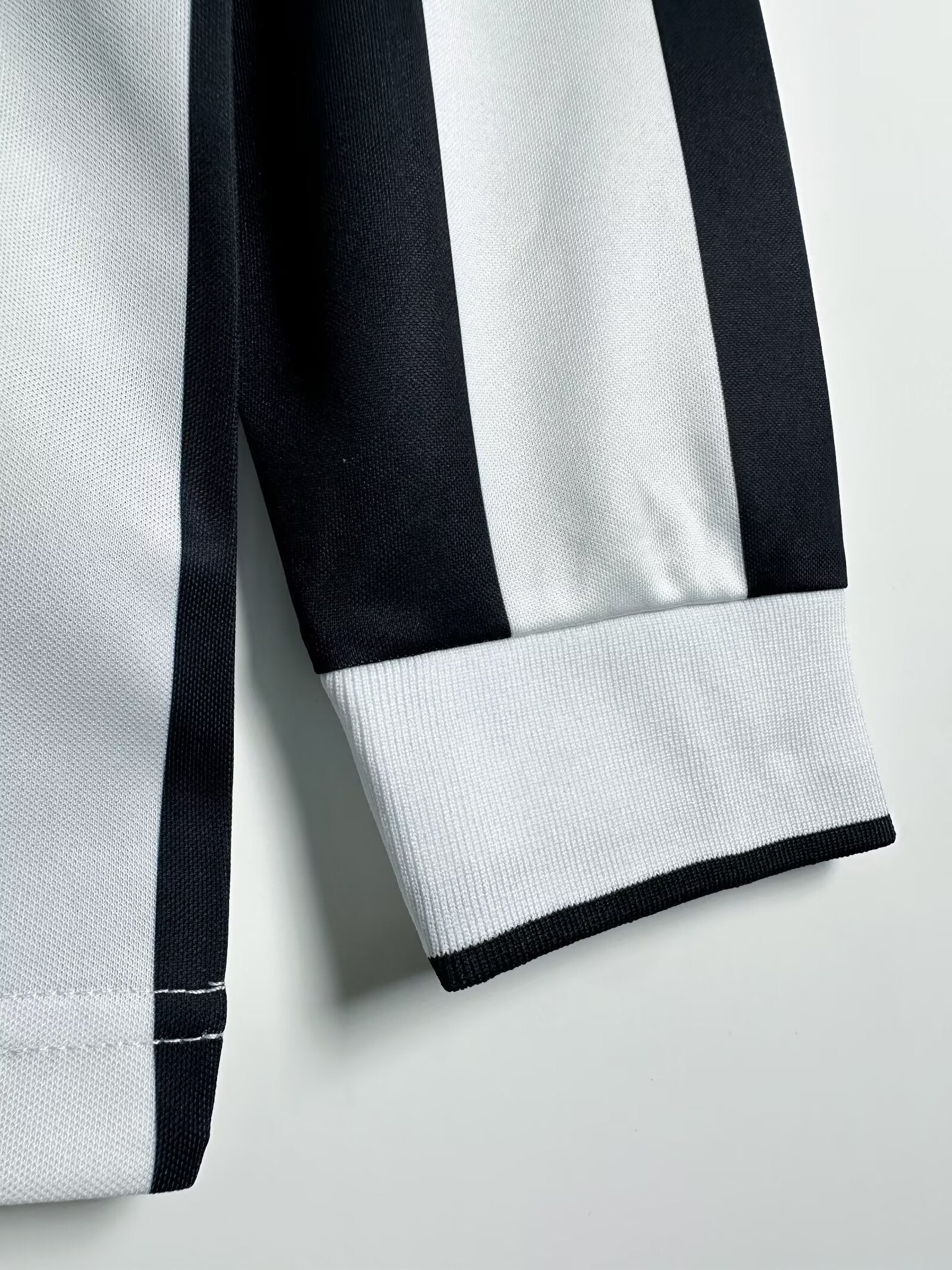 Juventus Langarm-Heimtrikot – 1995–97