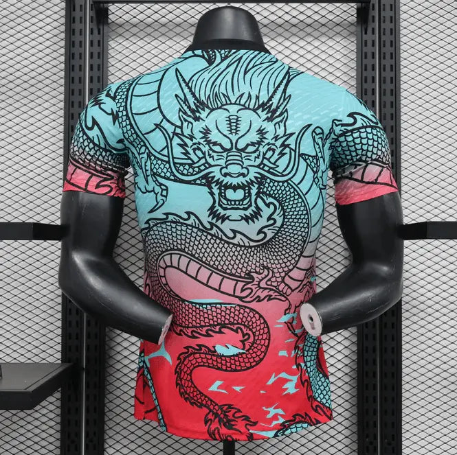 Real Madrid Trikot in der chinesischen Drachen-Edition