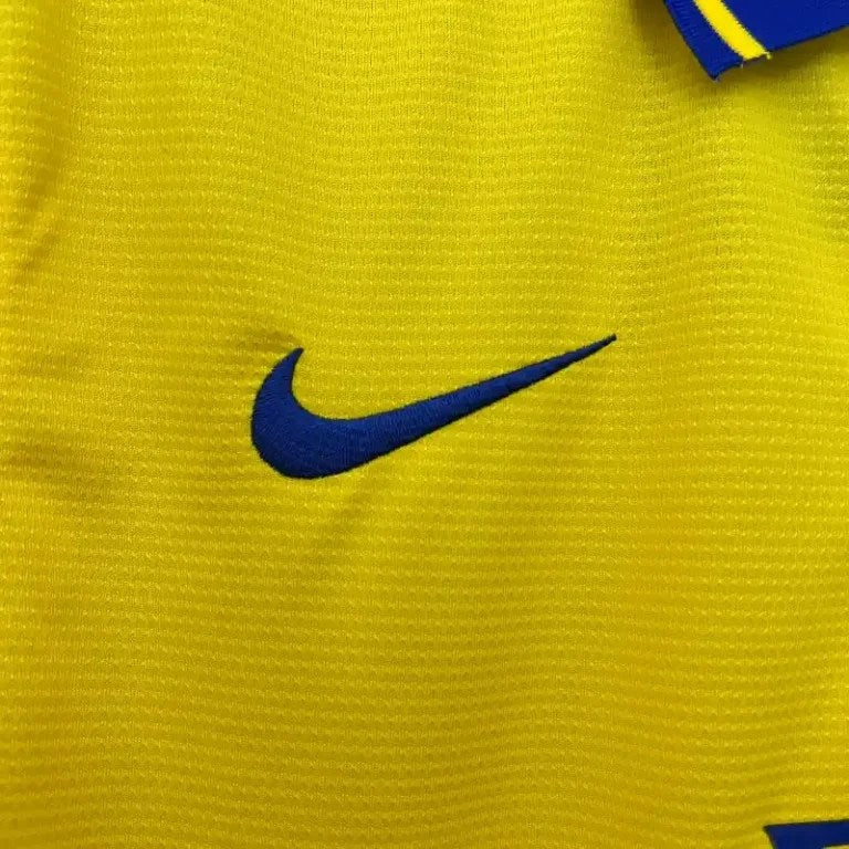 Arsenal 2013-14 Uittenue