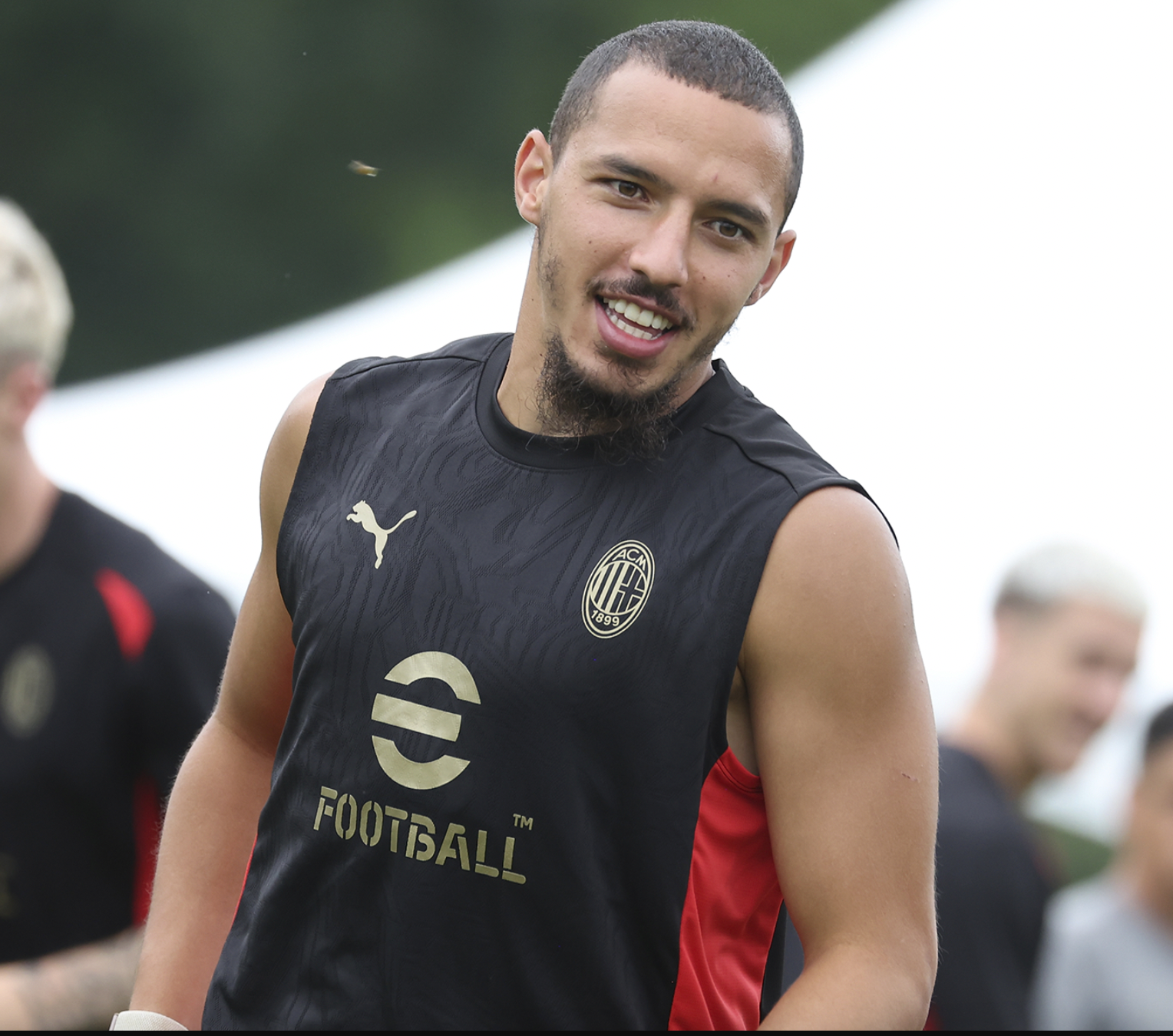 AC Milan Sleeveless Training set 2025