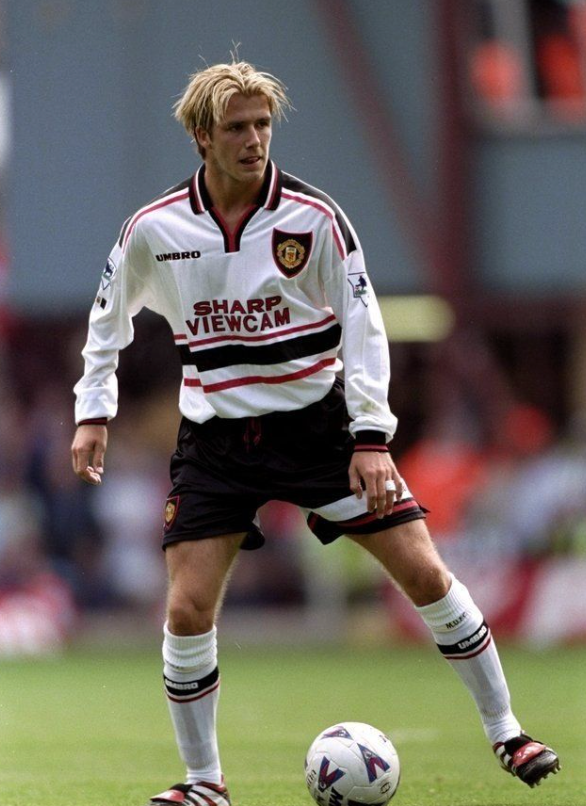 Manchester United Retro Shirt 1997–1998 - Lange Mouw Uit