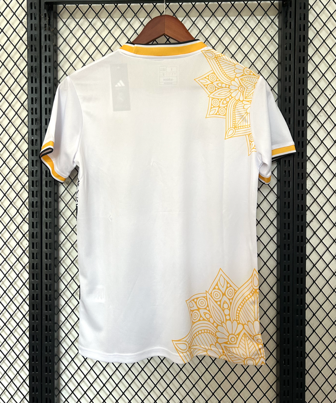 Real Madrid Snake Trikot Special Edition 2025 / 2026