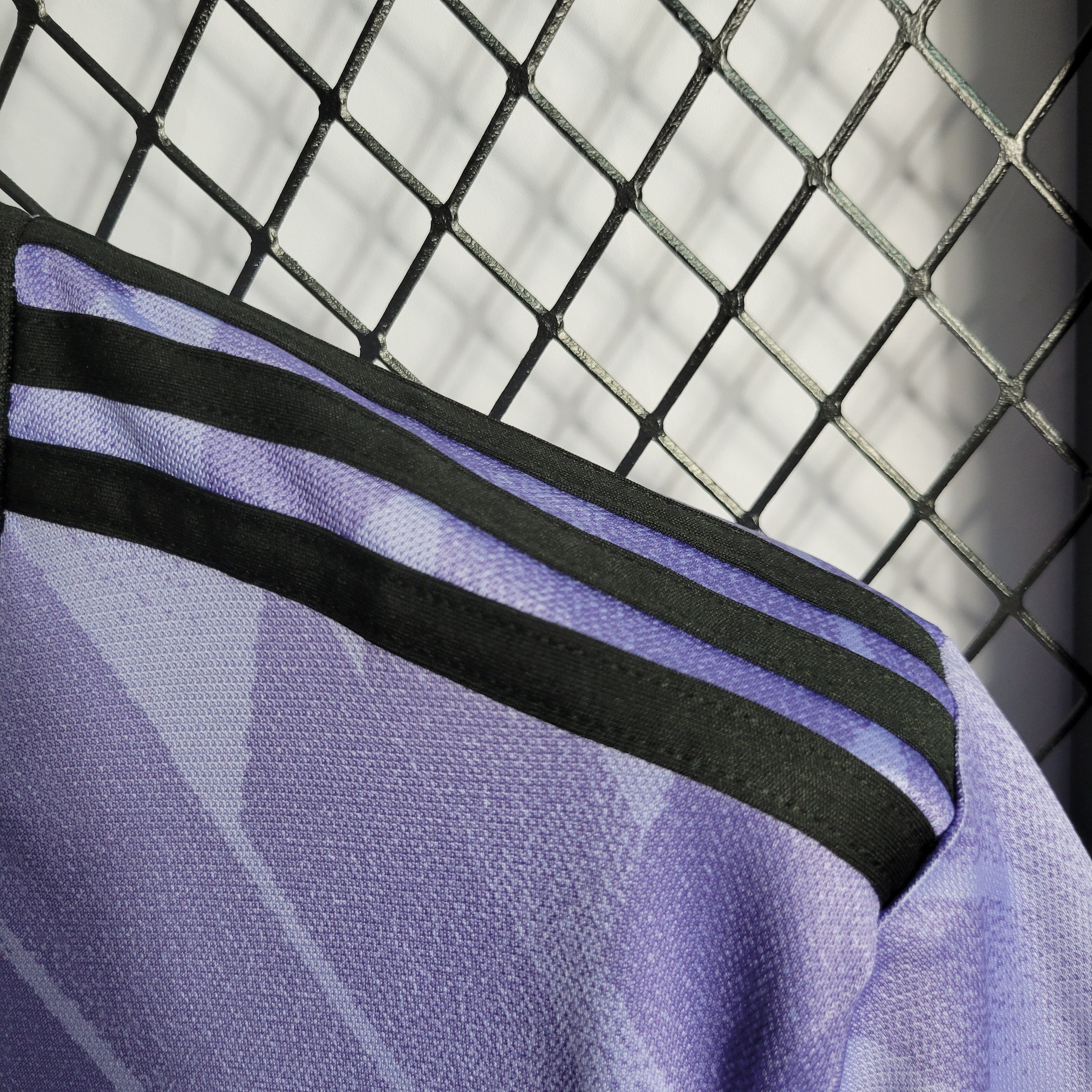 Real Madrid 22-23 Auswärtstrikot