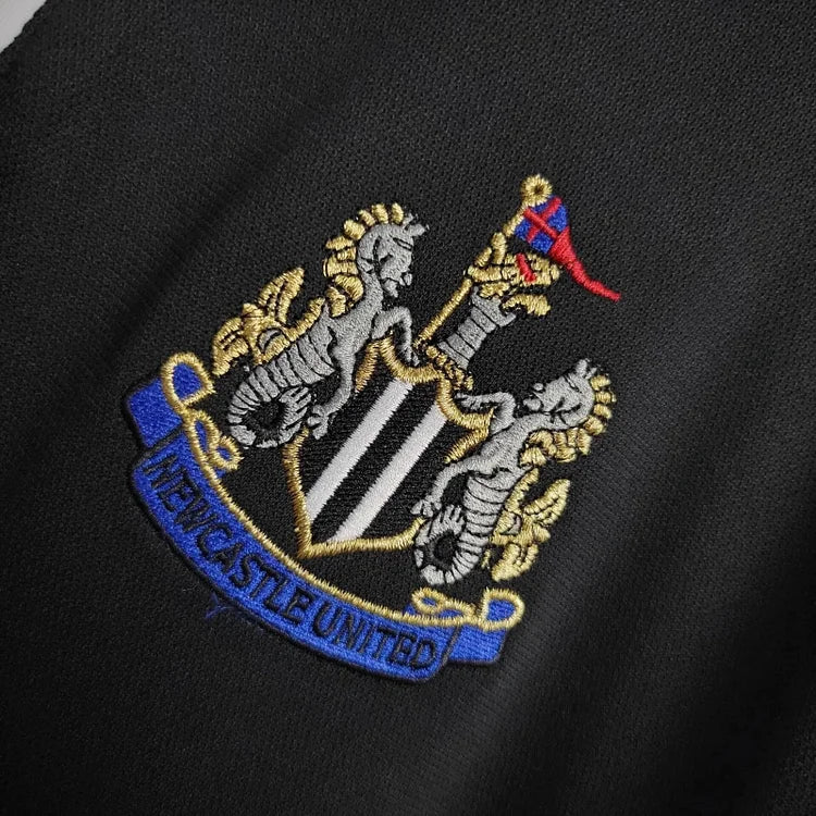 2000-2001 Newcastle United Retro Uitshirt