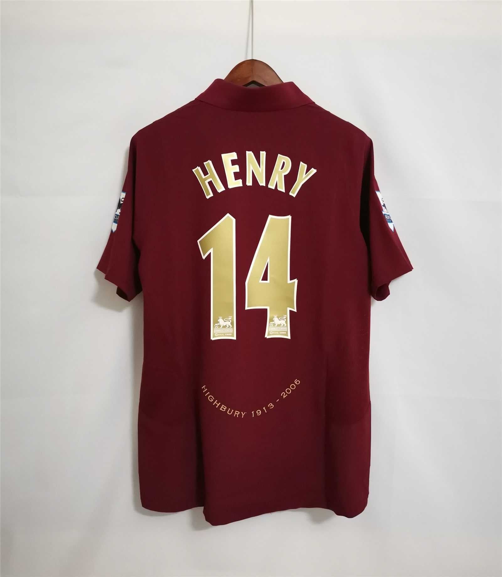 2005/06 Arsenal Retro Shirt O2