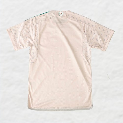 Juventus Fashion Collab 2024/25 Konzepttrikot