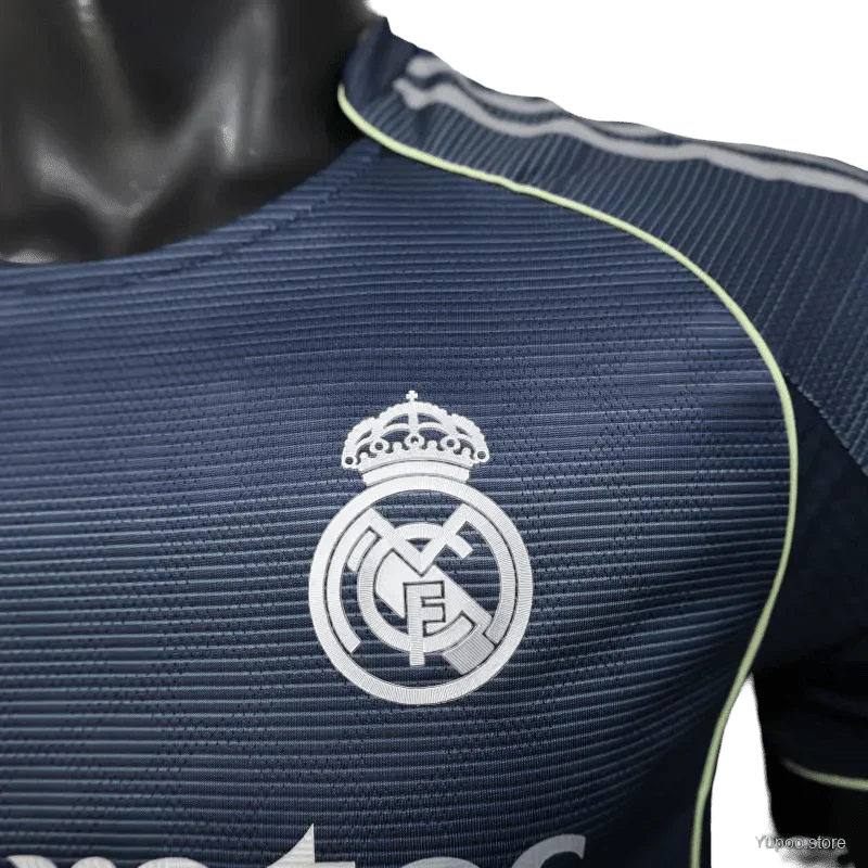 Los Blancos Auswärtstrikot – Spielerversion 2025/2026