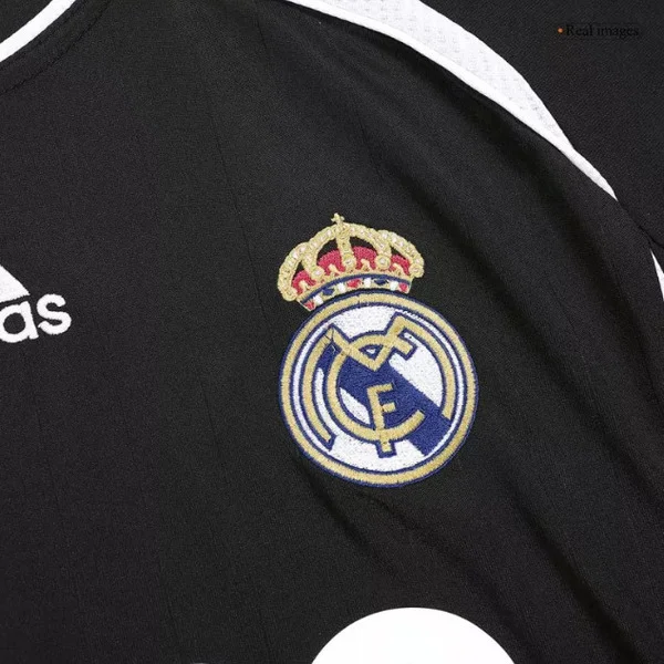 Retro Real Madrid 2006-07 Away Jersey